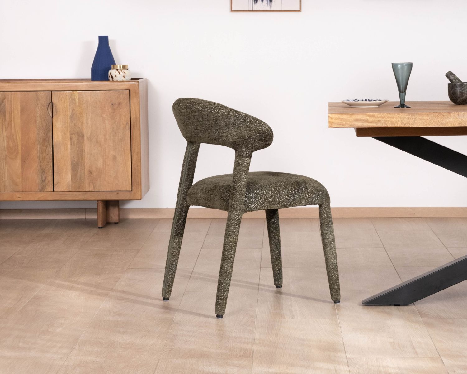 Set di 2 sedie da pranzo di design in tessuto riccio color kaki "Amarello" a copertura totale