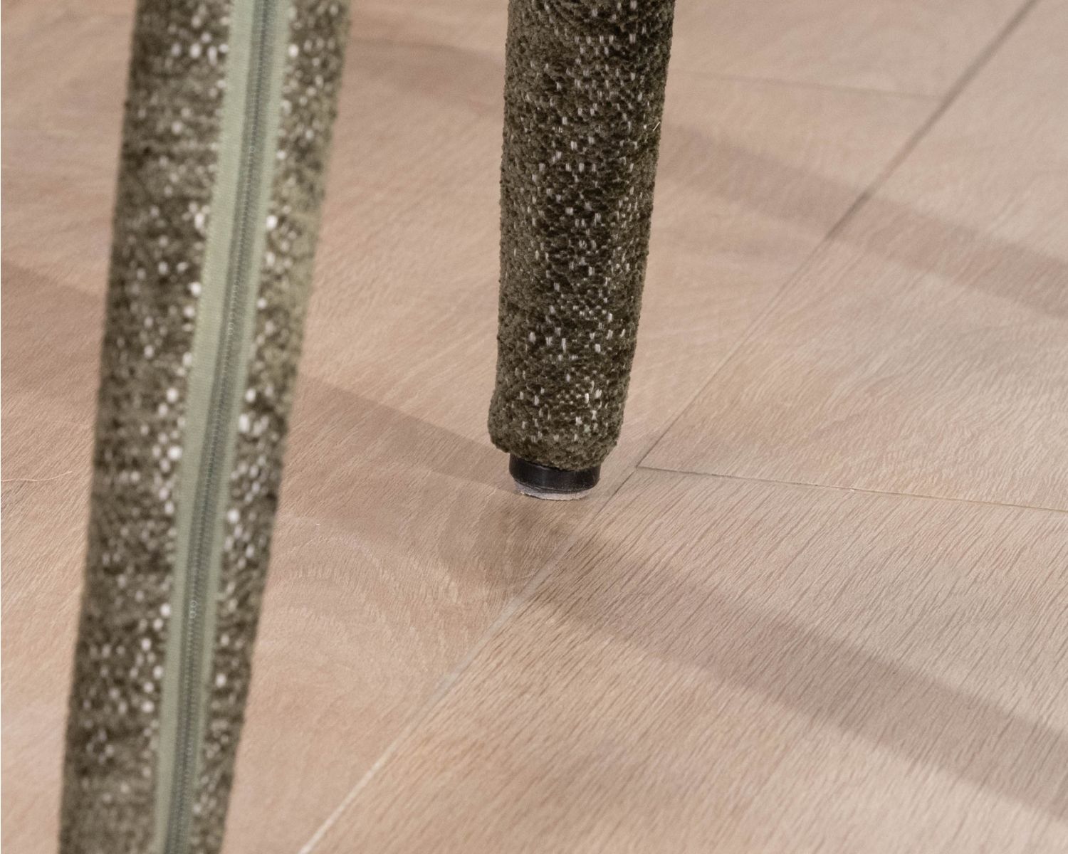 Set di 2 sedie da pranzo di design in tessuto riccio color kaki "Amarello" a copertura totale