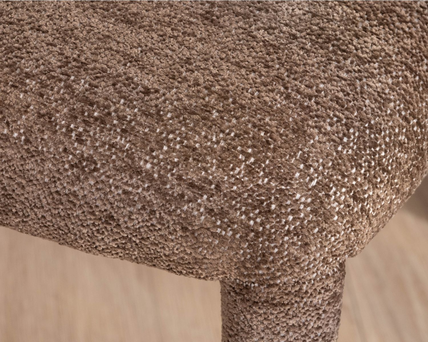 Set di 2 sedie di design a copertura totale "Amarello" in tessuto boucle marrone
