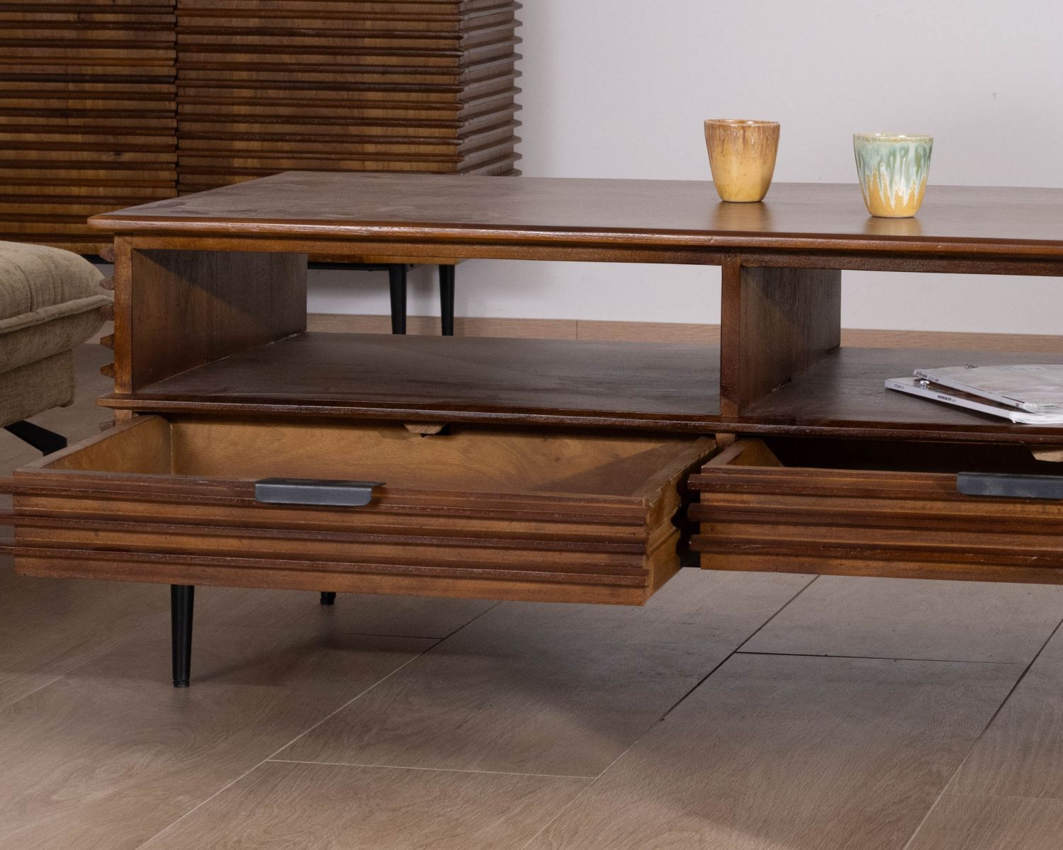 Tavolino da caffè "Sheffield" in stile retrò in teak e mango