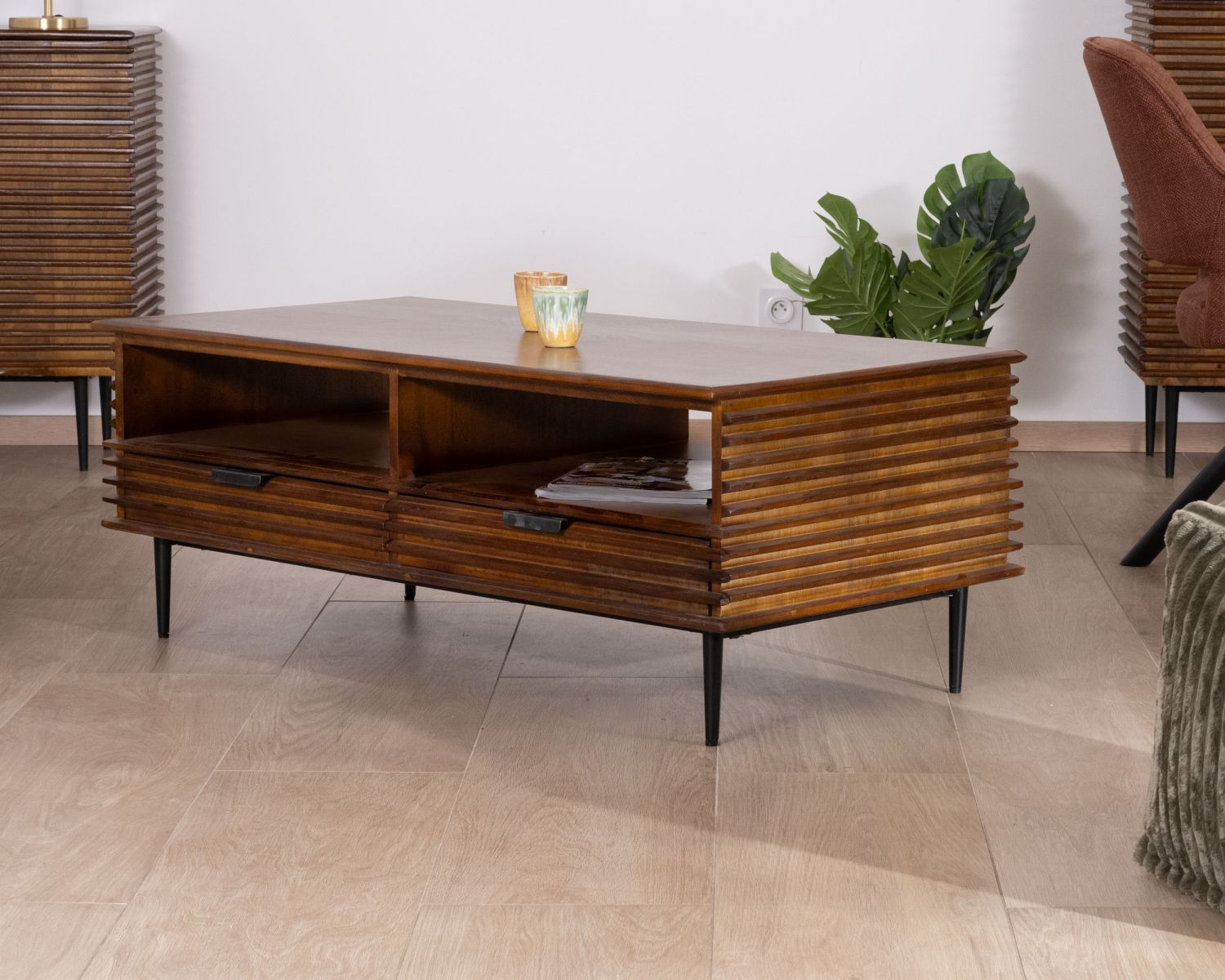 Tavolino da caffè "Sheffield" in stile retrò in teak e mango