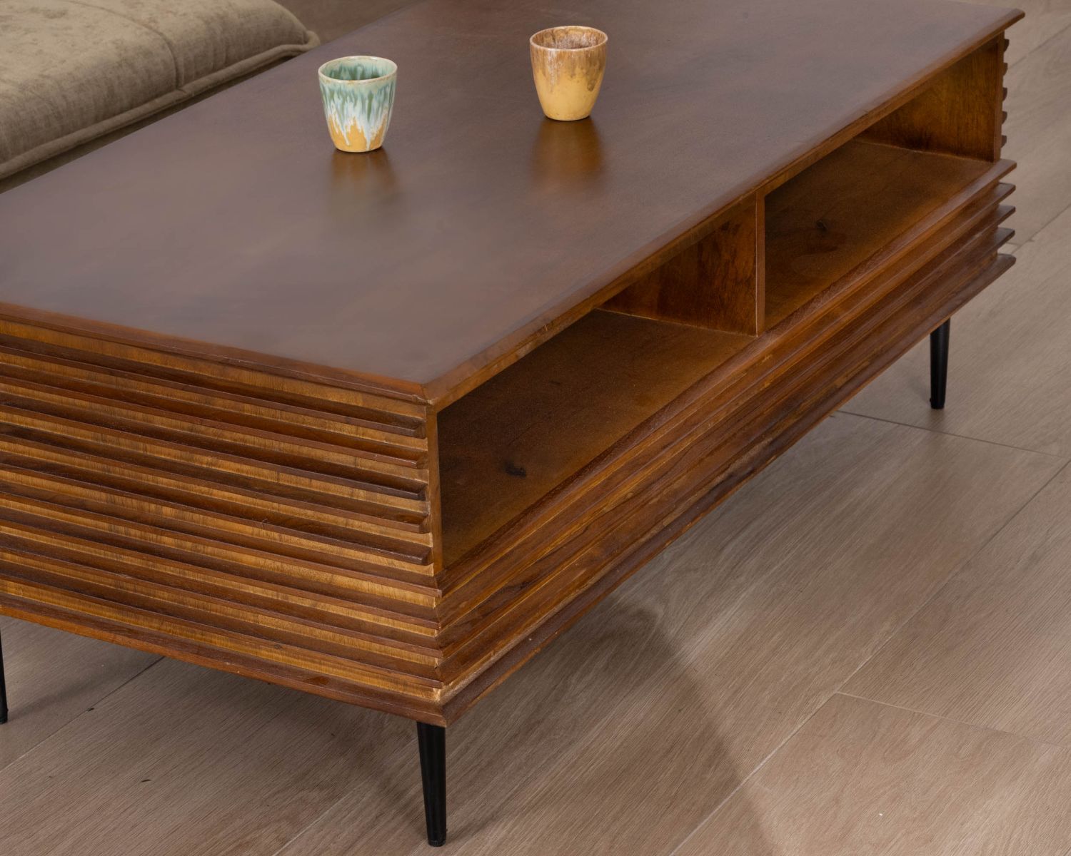 Tavolino da caffè "Sheffield" in stile retrò in teak e mango