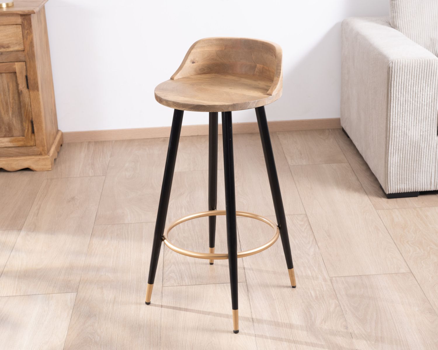 Seggiolone "Piana" retro-chic in mango