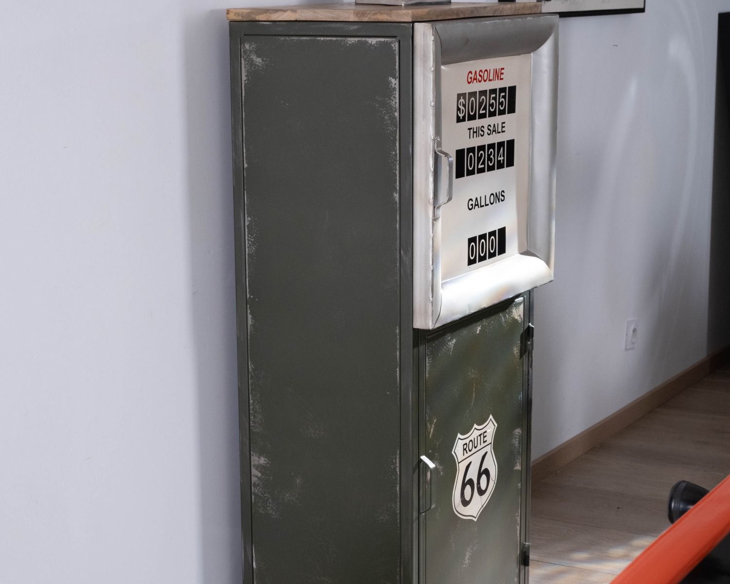 Barra della pompa di benzina in metallo color kaki originale "Crazy" di recupero