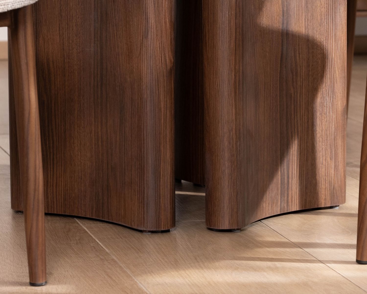 Tavolo da pranzo rotondo di design retrò "Arpège" 120 cm