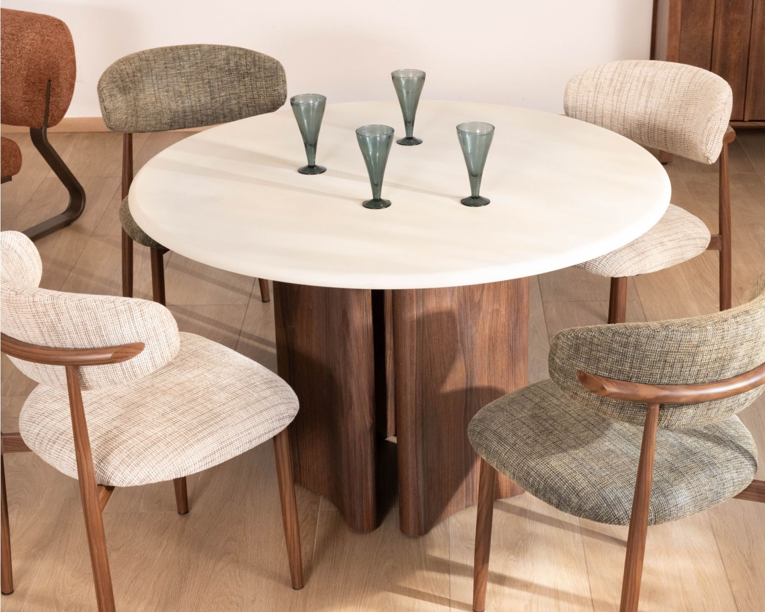 Tavolo da pranzo rotondo di design retrò "Arpège" 120 cm