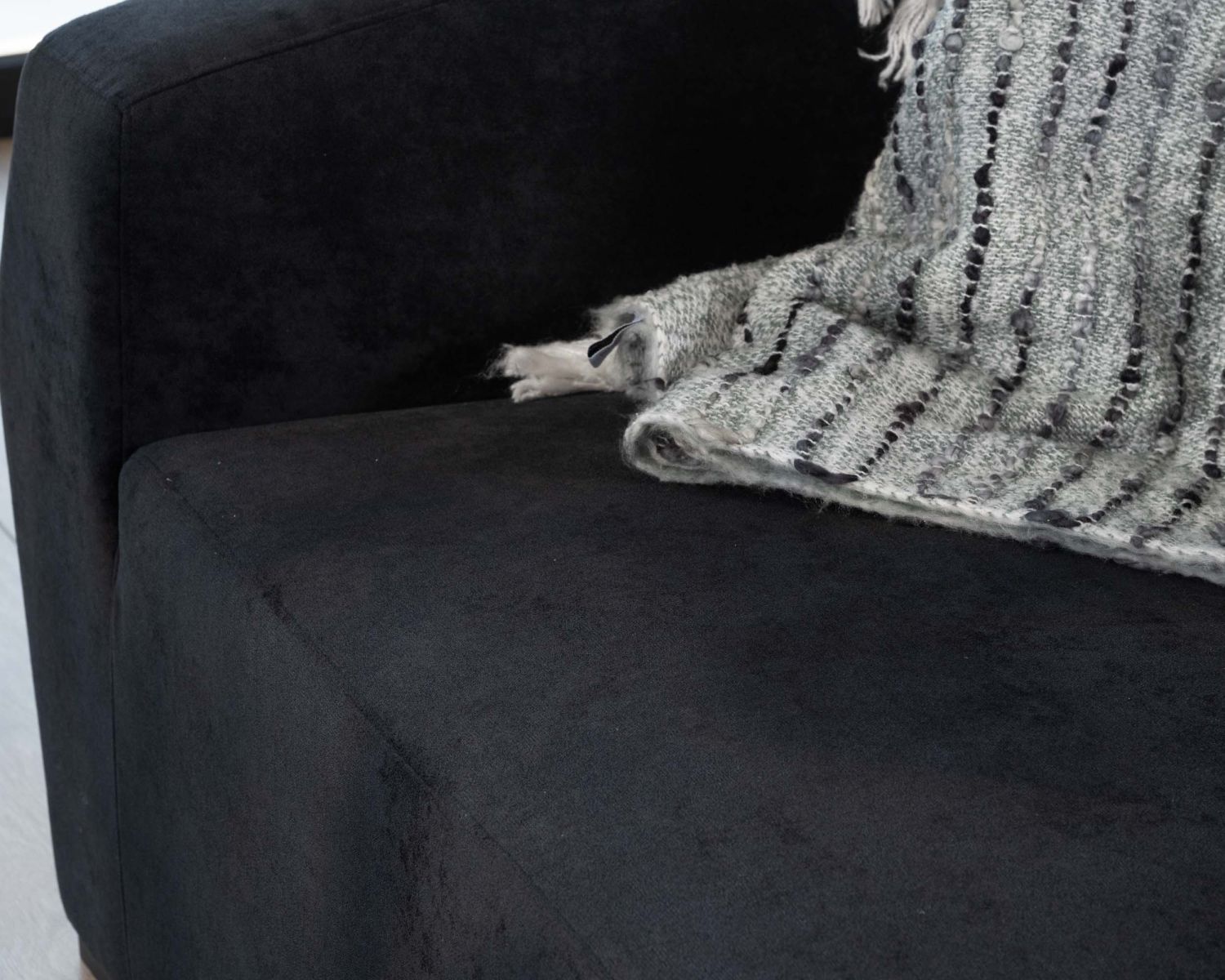 Divano modulare di design a 2/3 posti "Skult" in velluto antracite