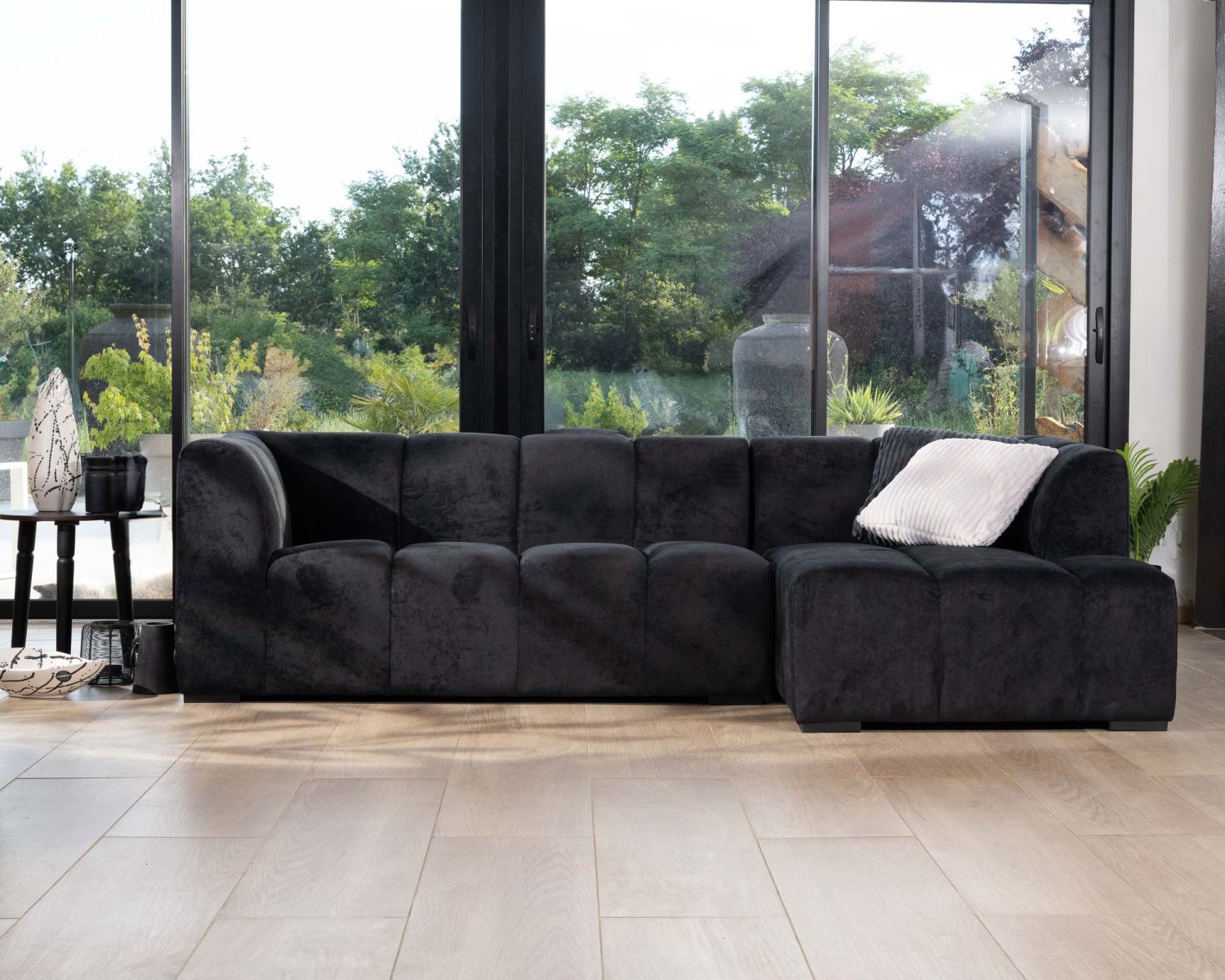 Divano a 3 posti con meridiano "Enjoy Home" in velluto liscio antracite