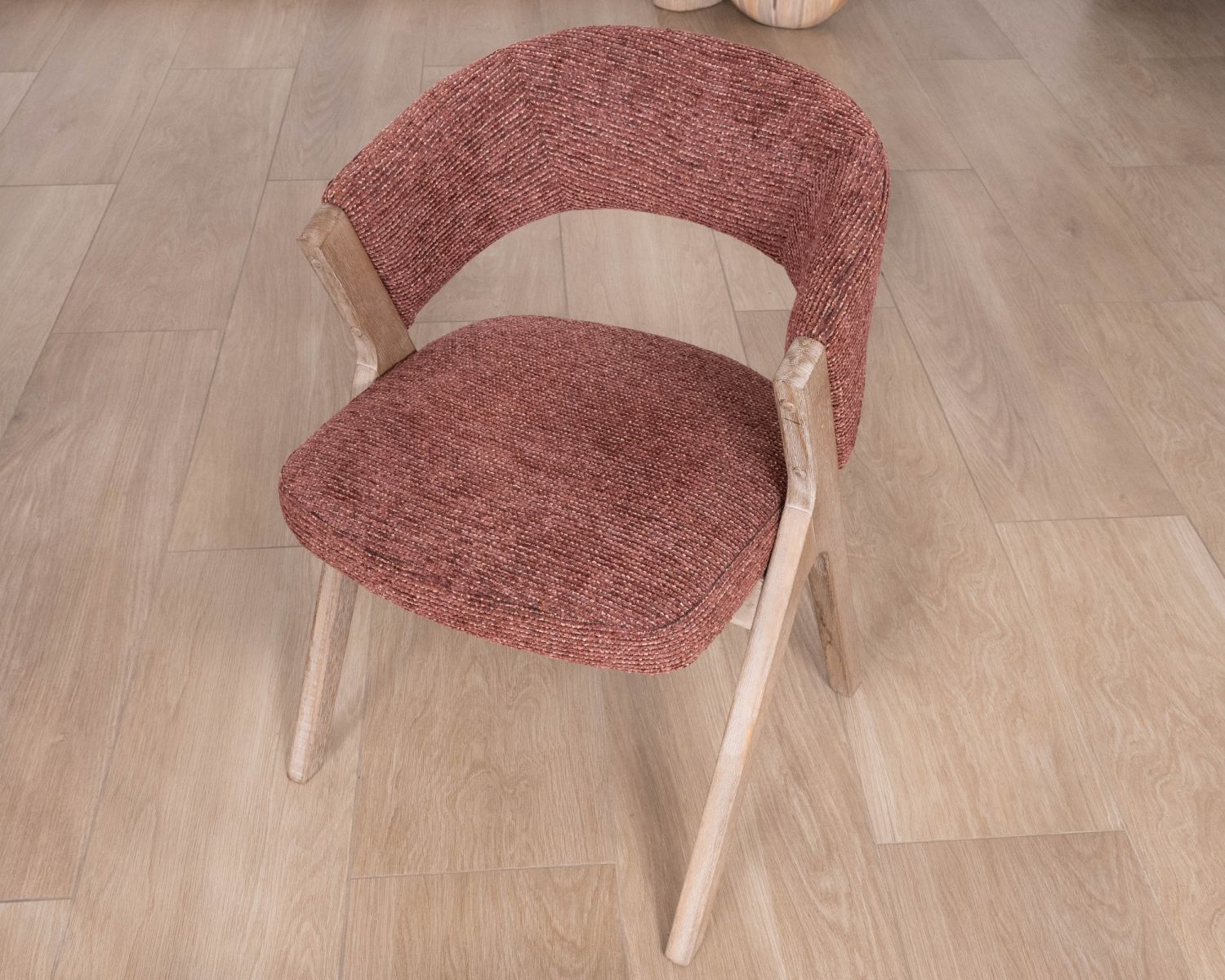 Set di 2 sedie da pranzo color terra di Siena "Kyara" in stile retrò-contemporaneo