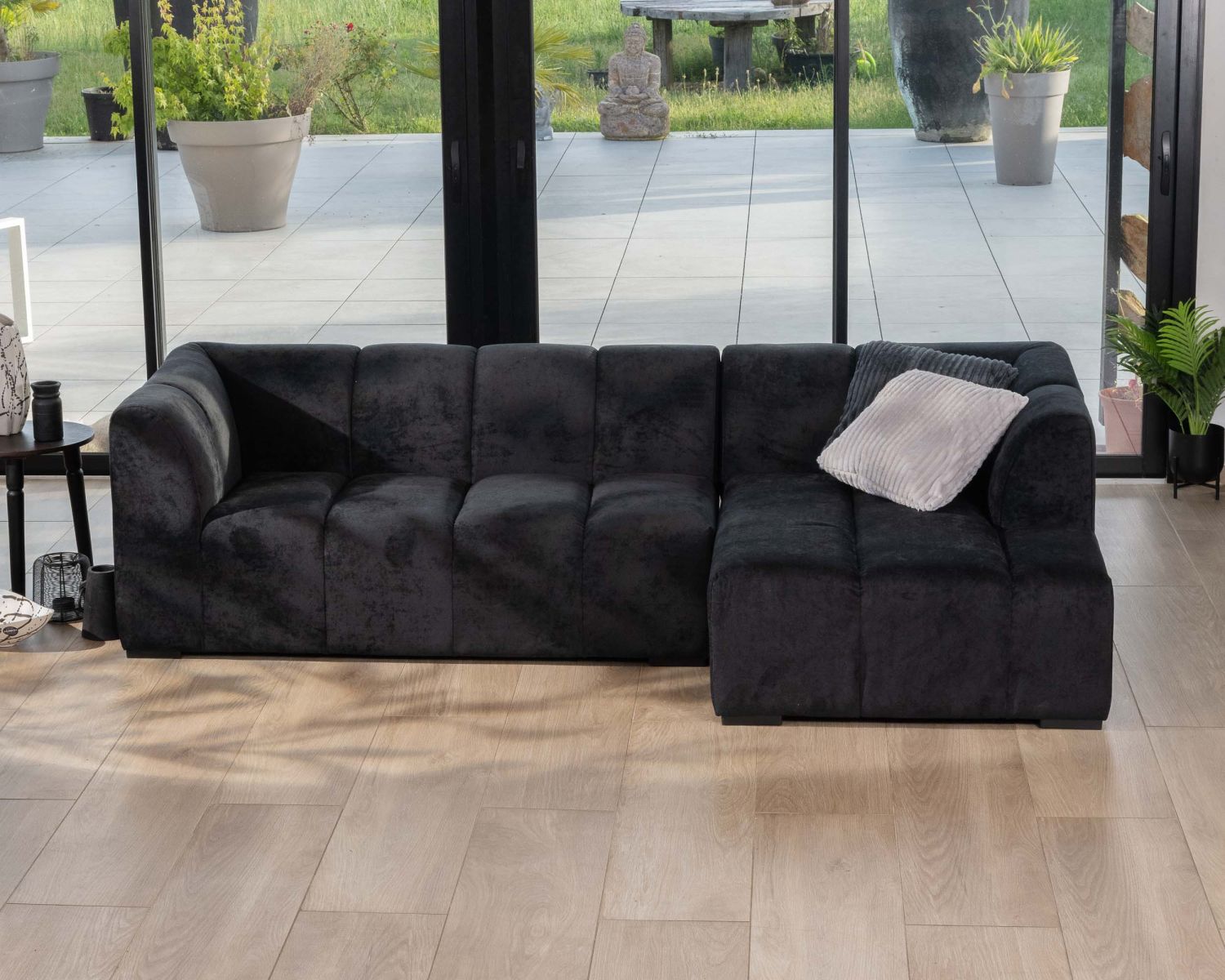 Divano a 3 posti con meridiano "Enjoy Home" in velluto liscio antracite