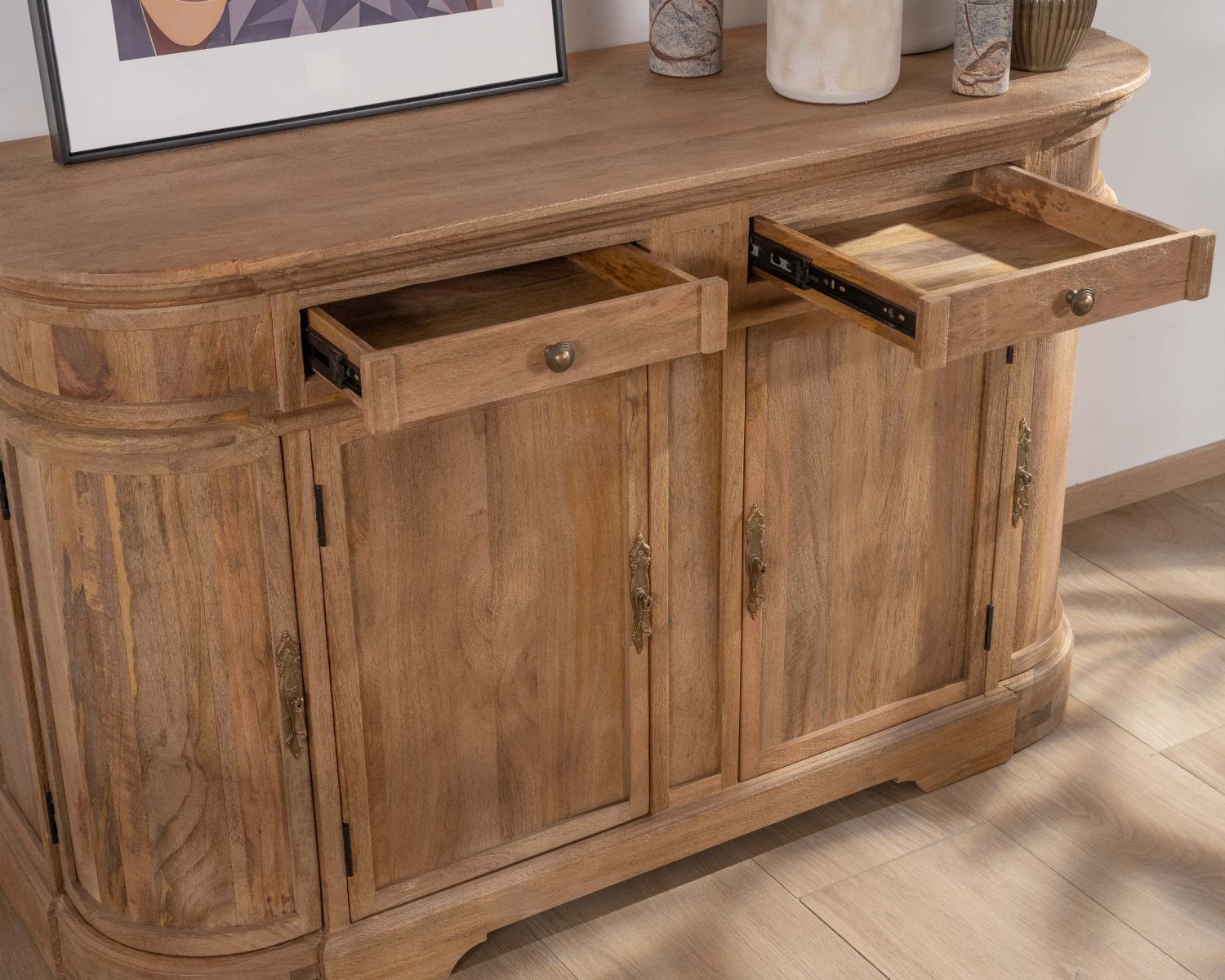 Credenza "Eglantine" in mango massiccio con bordi arrotondati 150 cm