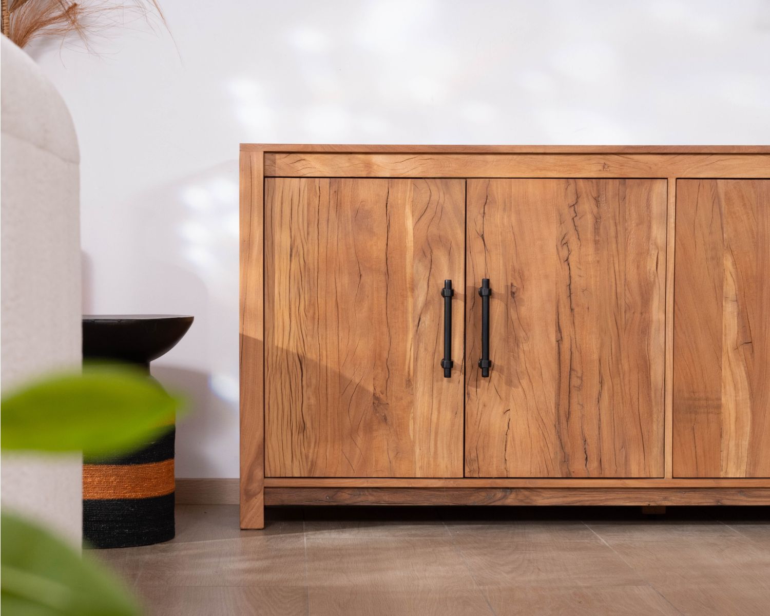 Credenza bassa a 4 ante da 180 cm in legno riciclato "Mokal", in stile casa di campagna