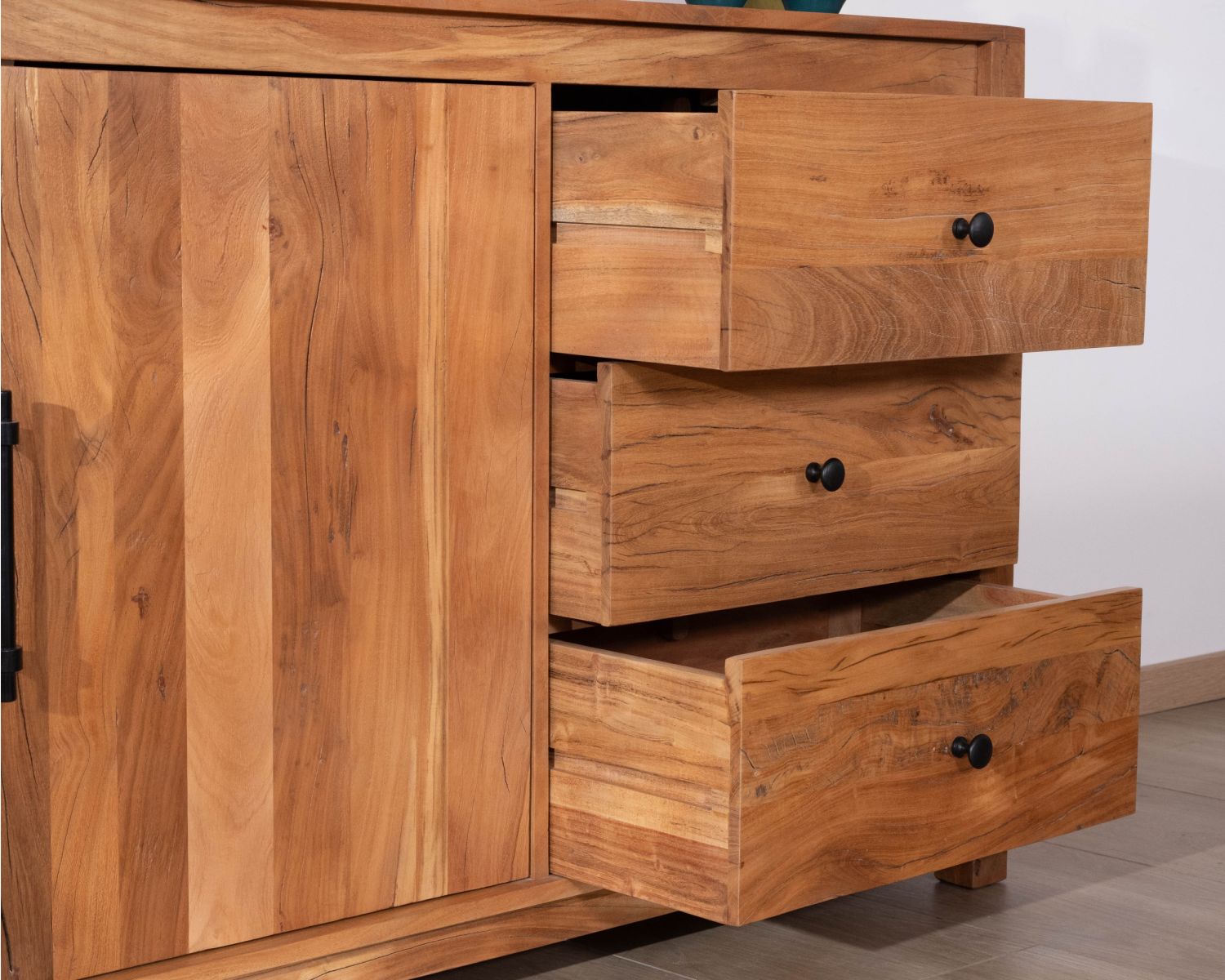 Credenza in stile casa di campagna da 170 cm in legno riciclato "Mokal"
