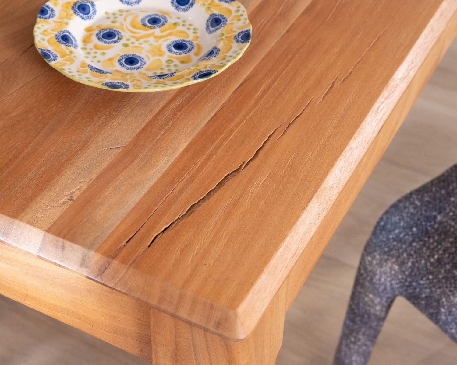Tavolo da pranzo in legno riciclato dal design essenziale, 180 cm, "Mokal"