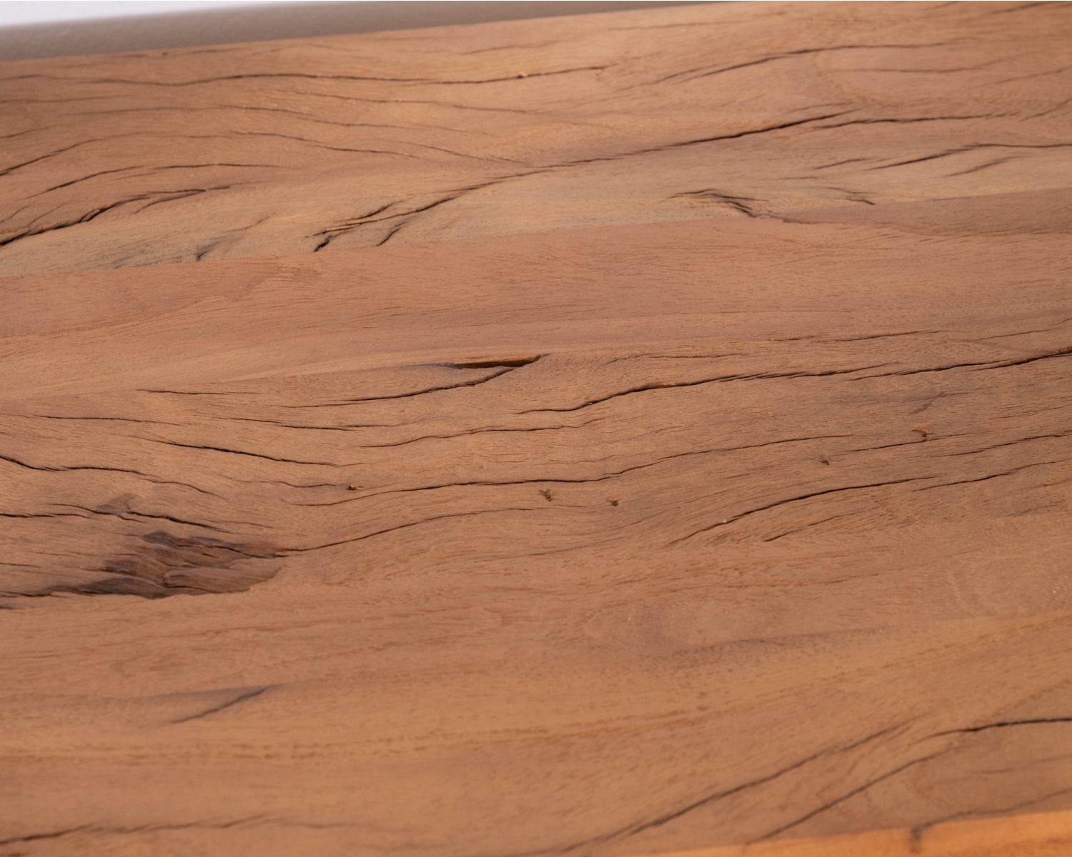 Mobile TV da 155 cm in stile rustico, realizzato in legno riciclato "Mokal"