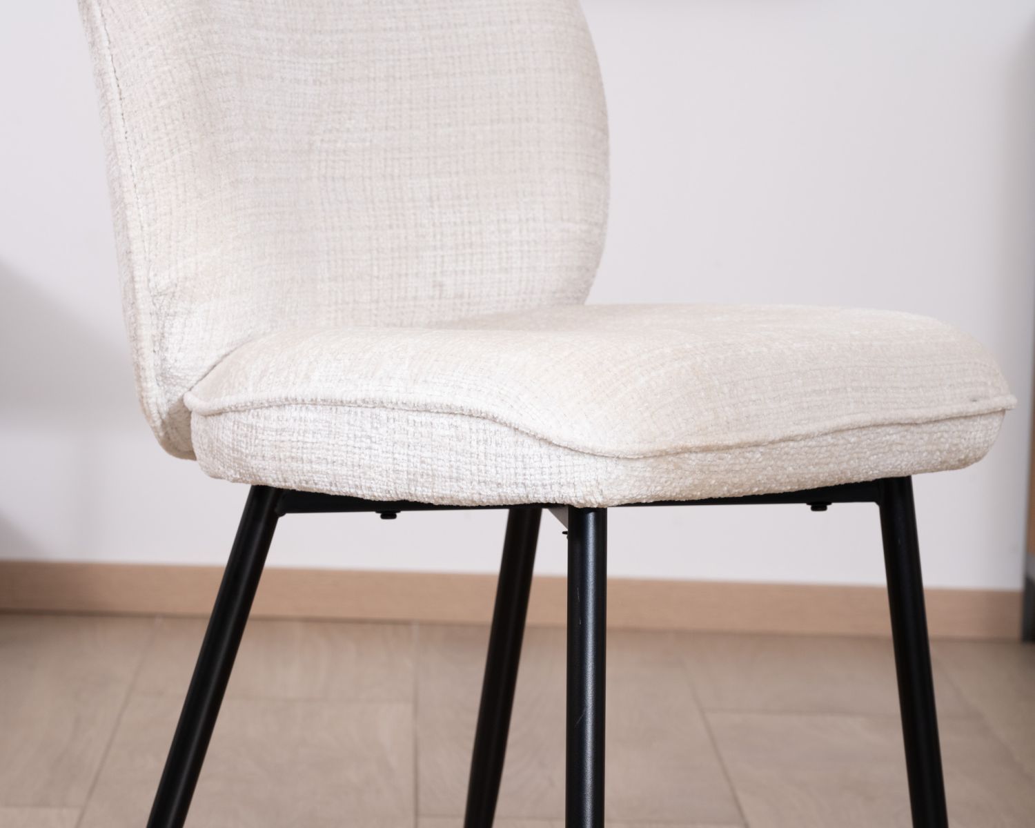 Set di 2 sedie da pranzo comfort in stile scandinavo "Kinsac" in tessuto bouclette bianco