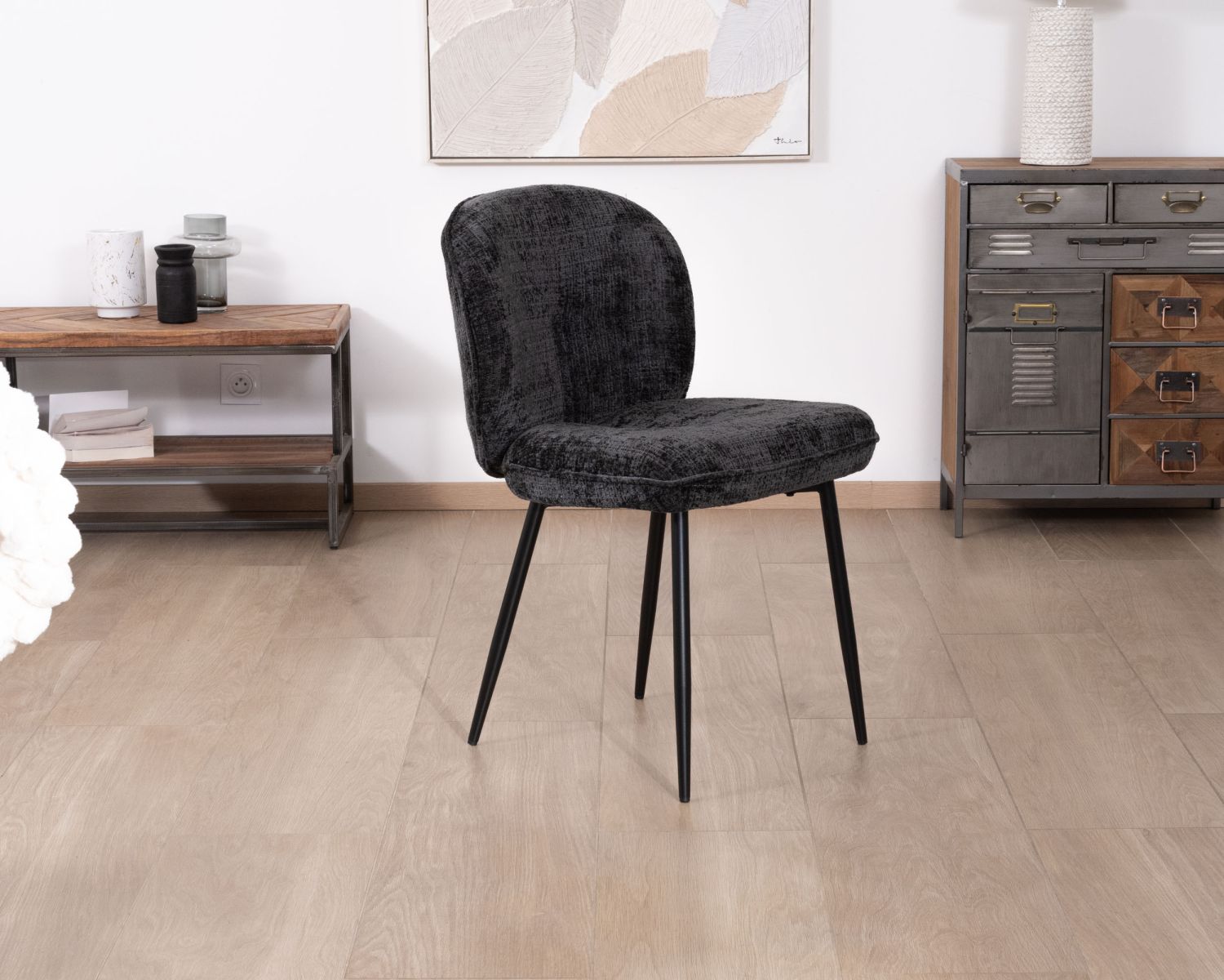 Set di 2 sedie da pranzo "Kinsac" in tessuto nero curvato con gambe in metallo