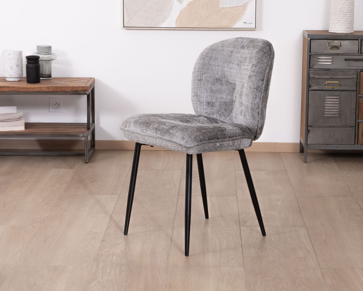 Set di 2 sedie da pranzo contemporanee "Kinsac" in morbidissimo tessuto bouclette grigio