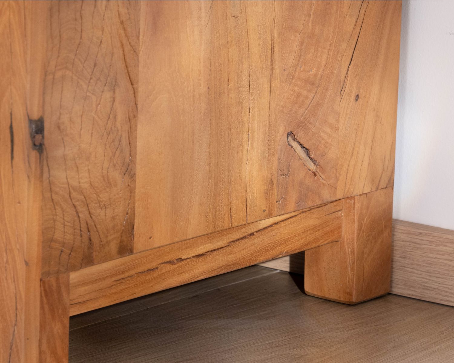 Mobile sottolavabo da 80 cm in legno riciclato "Mokal", in stile casa di campagna