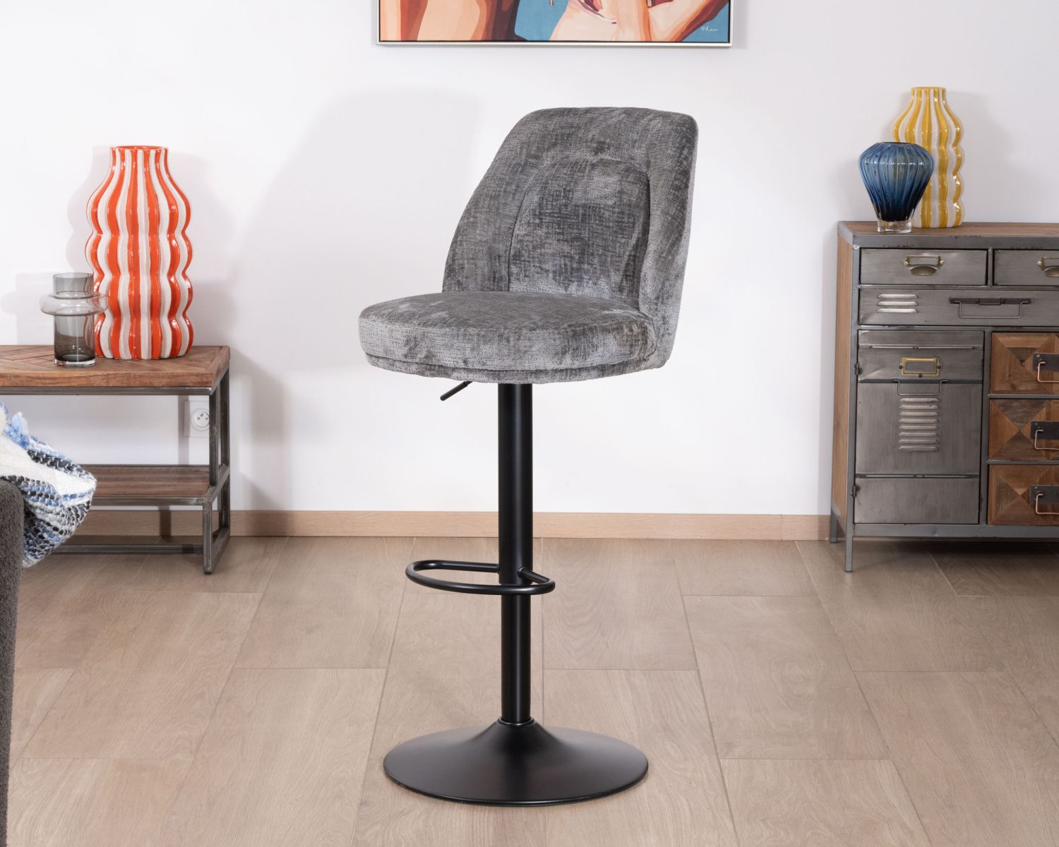 Set di 2 sedie da bar ad altezza regolabile in velluto grigio "Zoung" con gambe in metallo nero