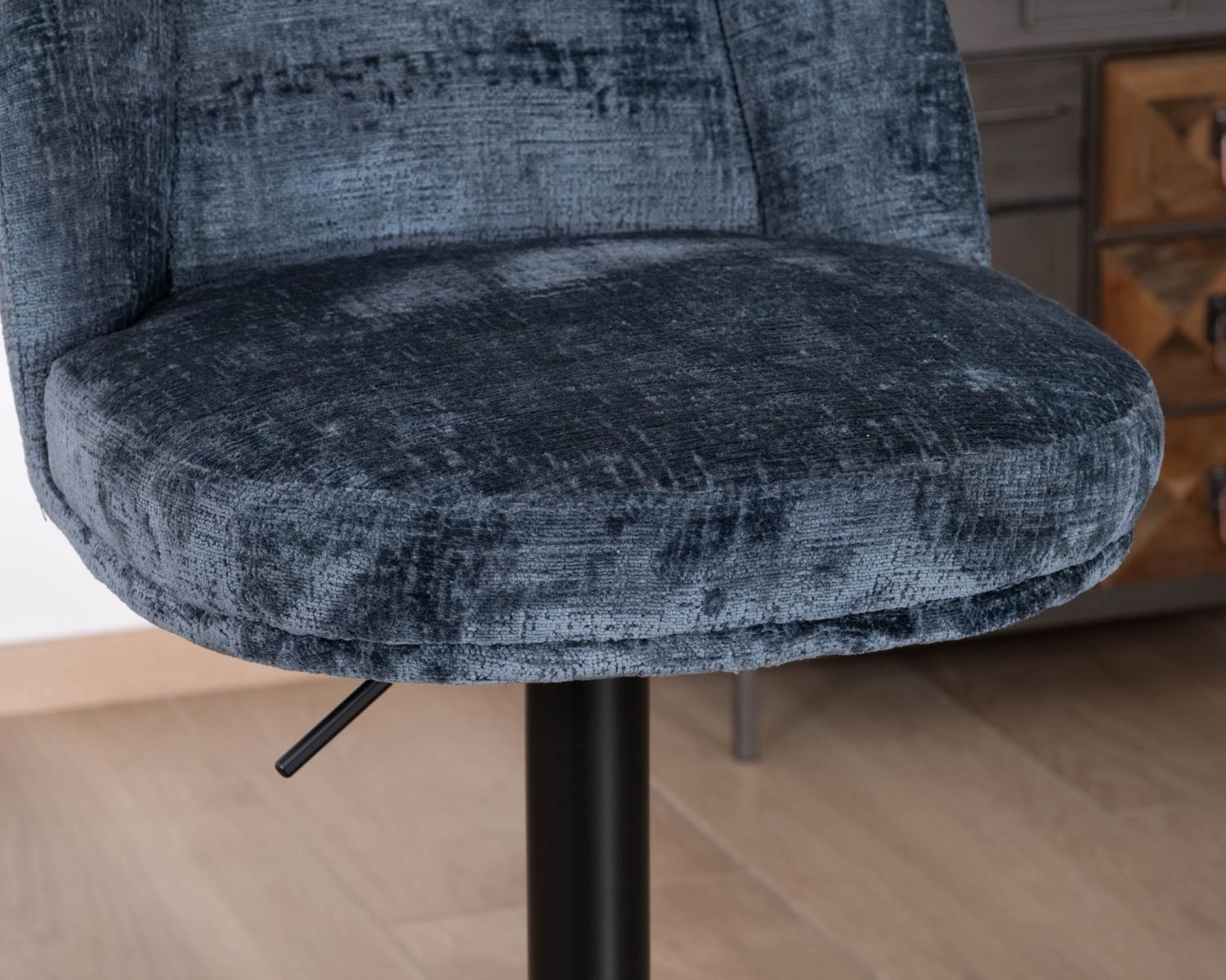 Set di 2 comode sedie da bar girevoli con schienale alto "Zoung" in tessuto blu