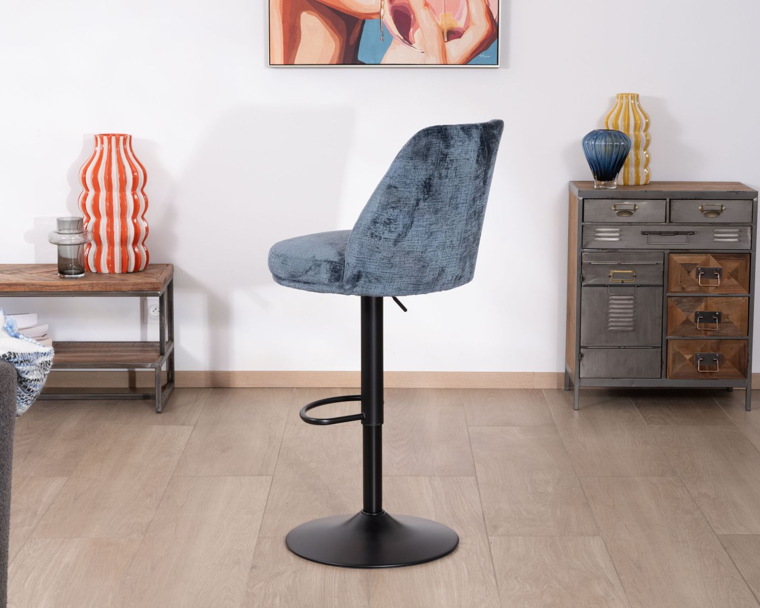 Set di 2 comode sedie da bar girevoli con schienale alto "Zoung" in tessuto blu