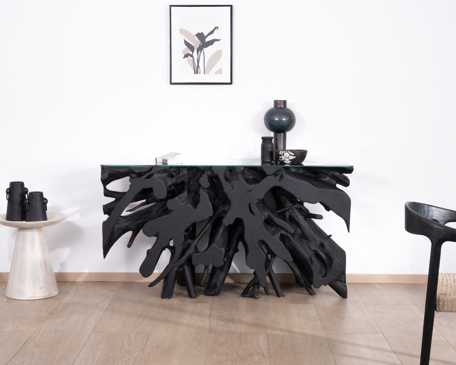 Consolle da 150 cm in radice di teak tinto nero con piano in vetro "Jungle"