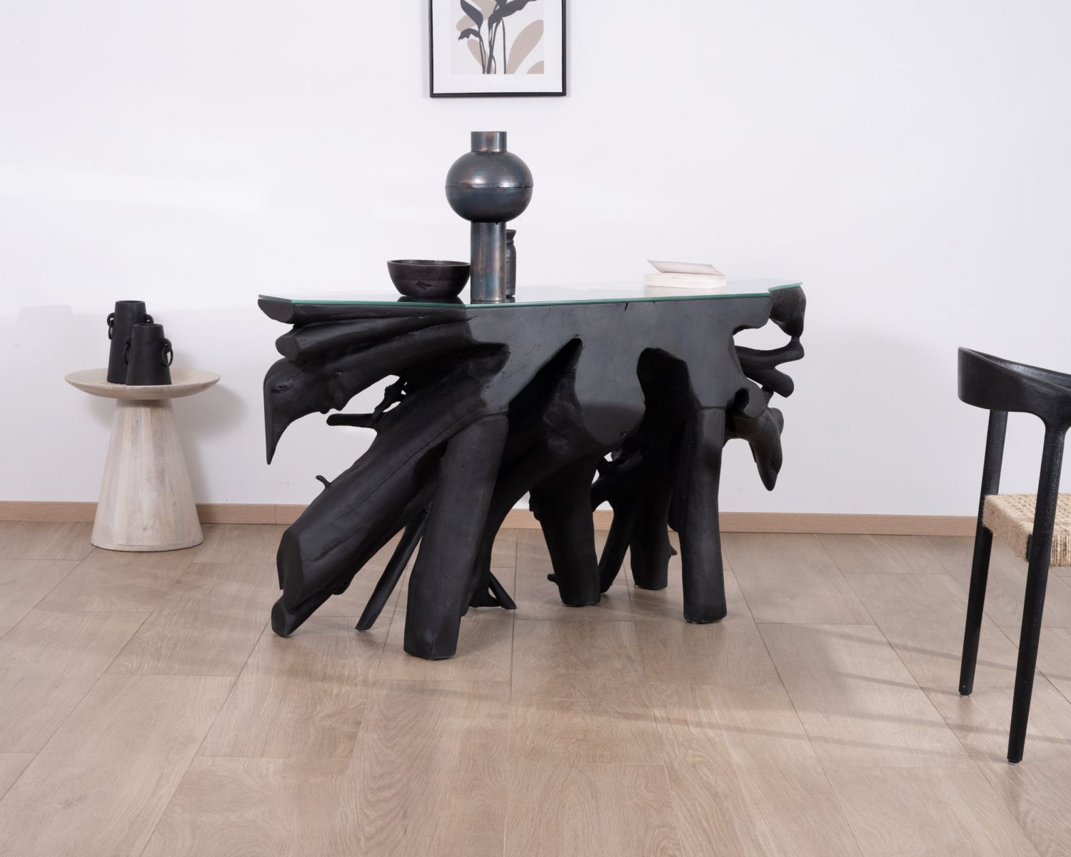 Consolle da 150 cm in radice di teak tinto nero con piano in vetro "Jungle"