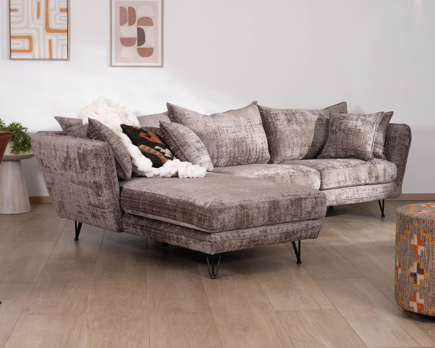 Divano angolare sinistro "Hasting" ultra-confortevole in morbido tessuto di ciniglia grigio cenere