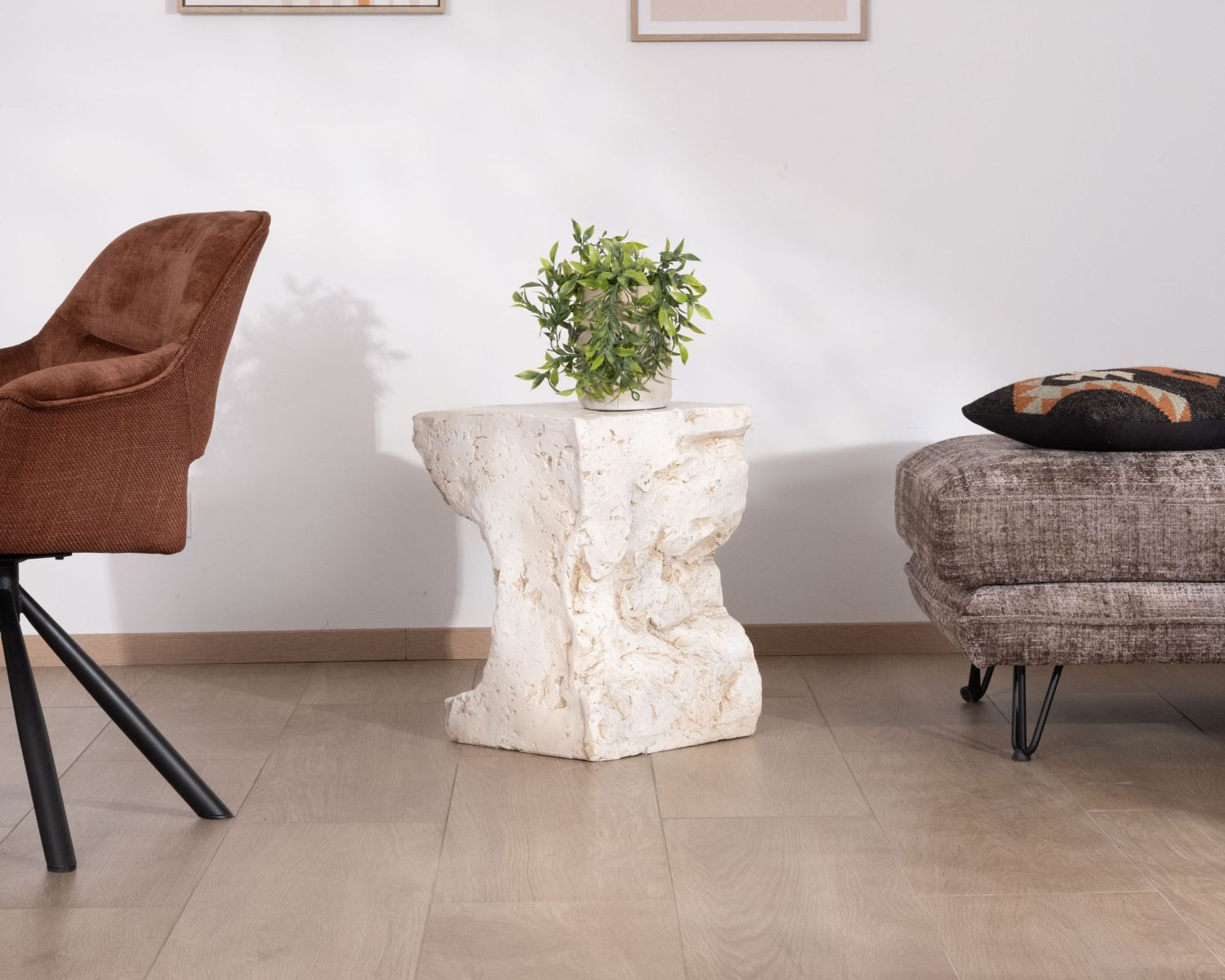 Imbracatura minerale naturale "Tinos" in ossido di magnesio