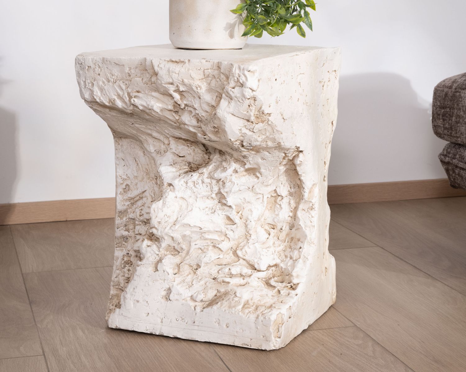 Imbracatura minerale naturale "Tinos" in ossido di magnesio