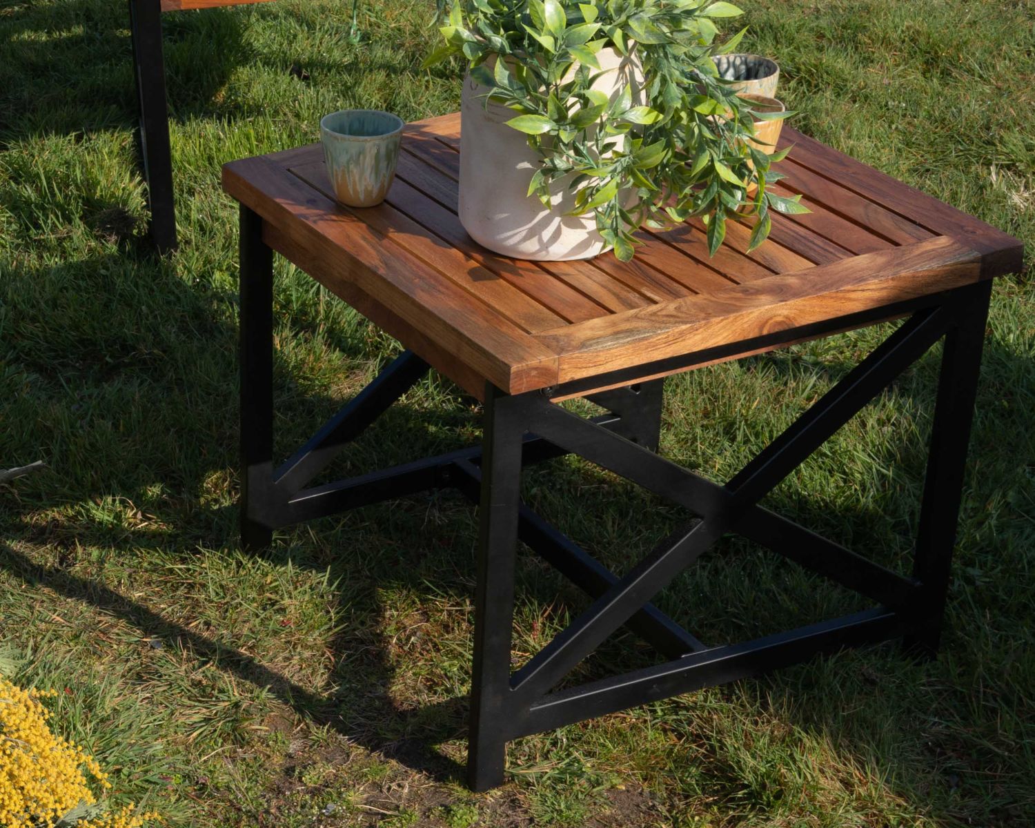 Tavolino quadrato da esterno in legno e metallo "Gardénia" 50x50cm