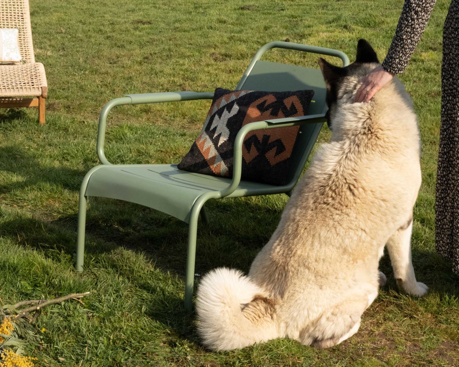 Poltrona da giardino retrò "Horizon" in metallo verde