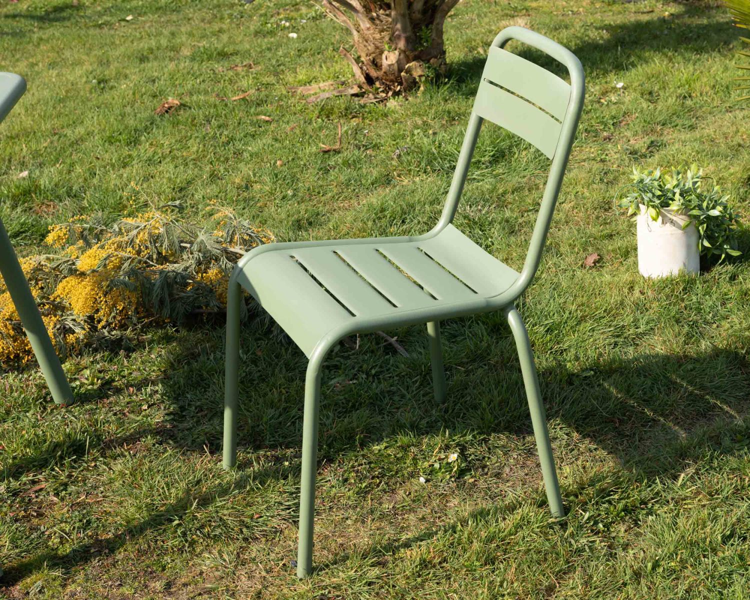 Sedia da giardino in metallo verde stile vintage "Horizon