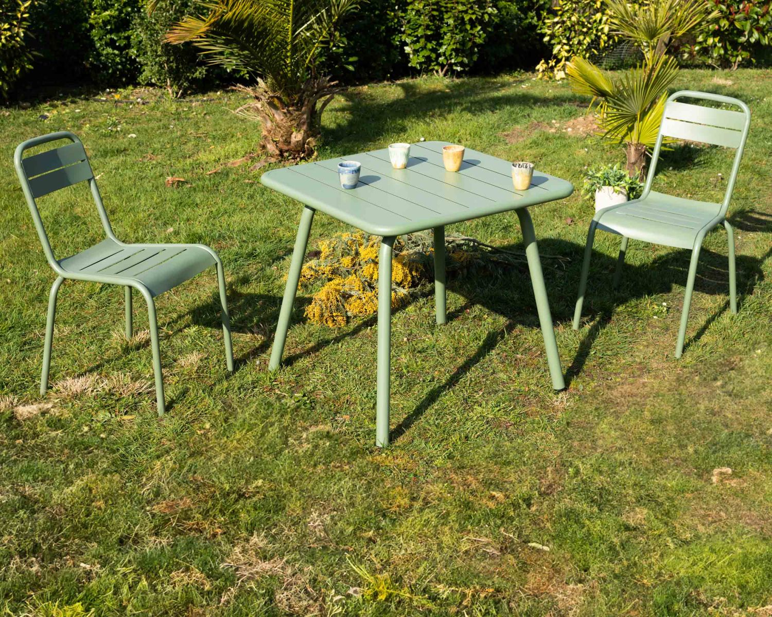 Sedia da giardino in metallo verde stile vintage "Horizon