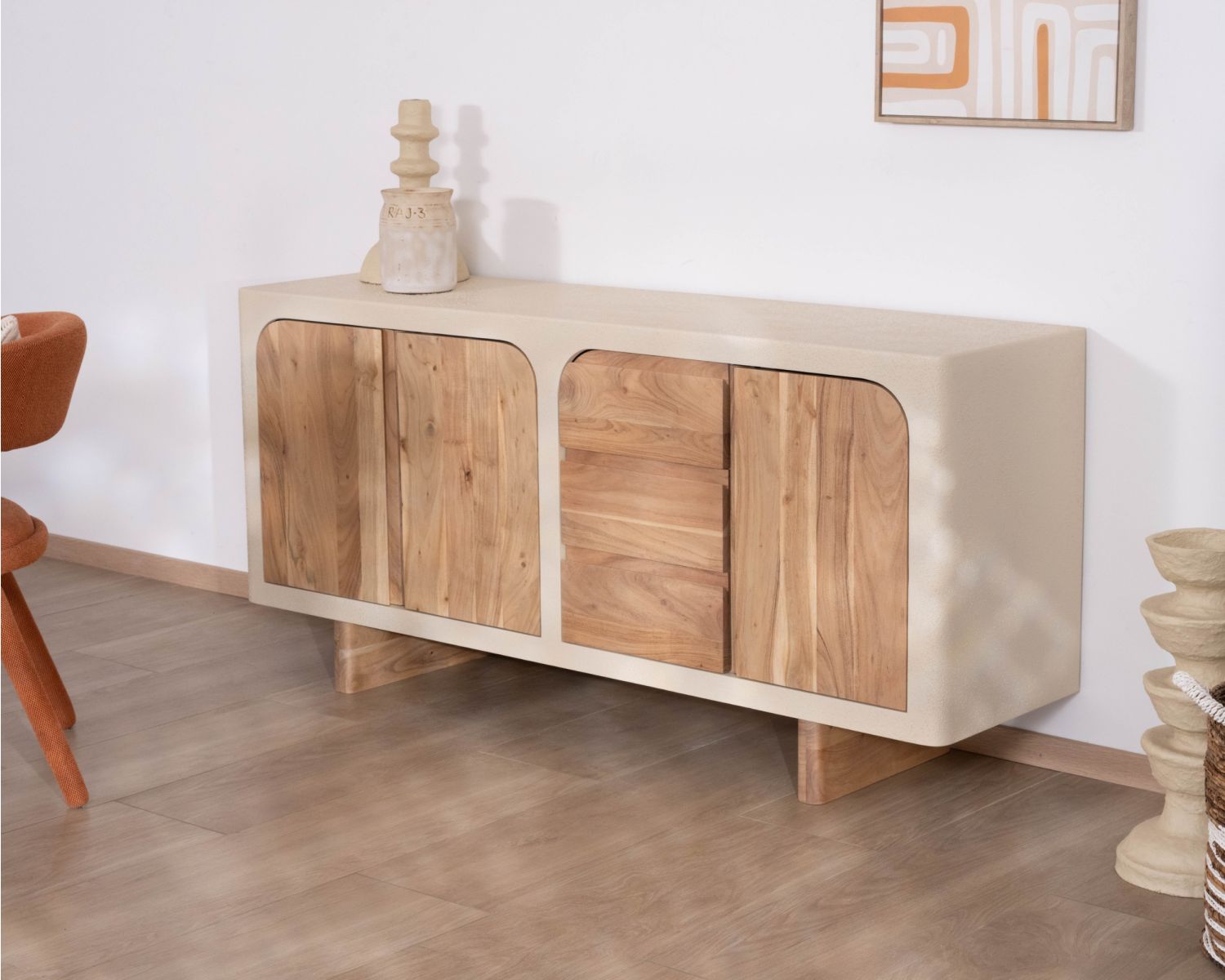 Credenza da 170 cm in stile organico con finitura effetto cemento sabbiato "Miona"