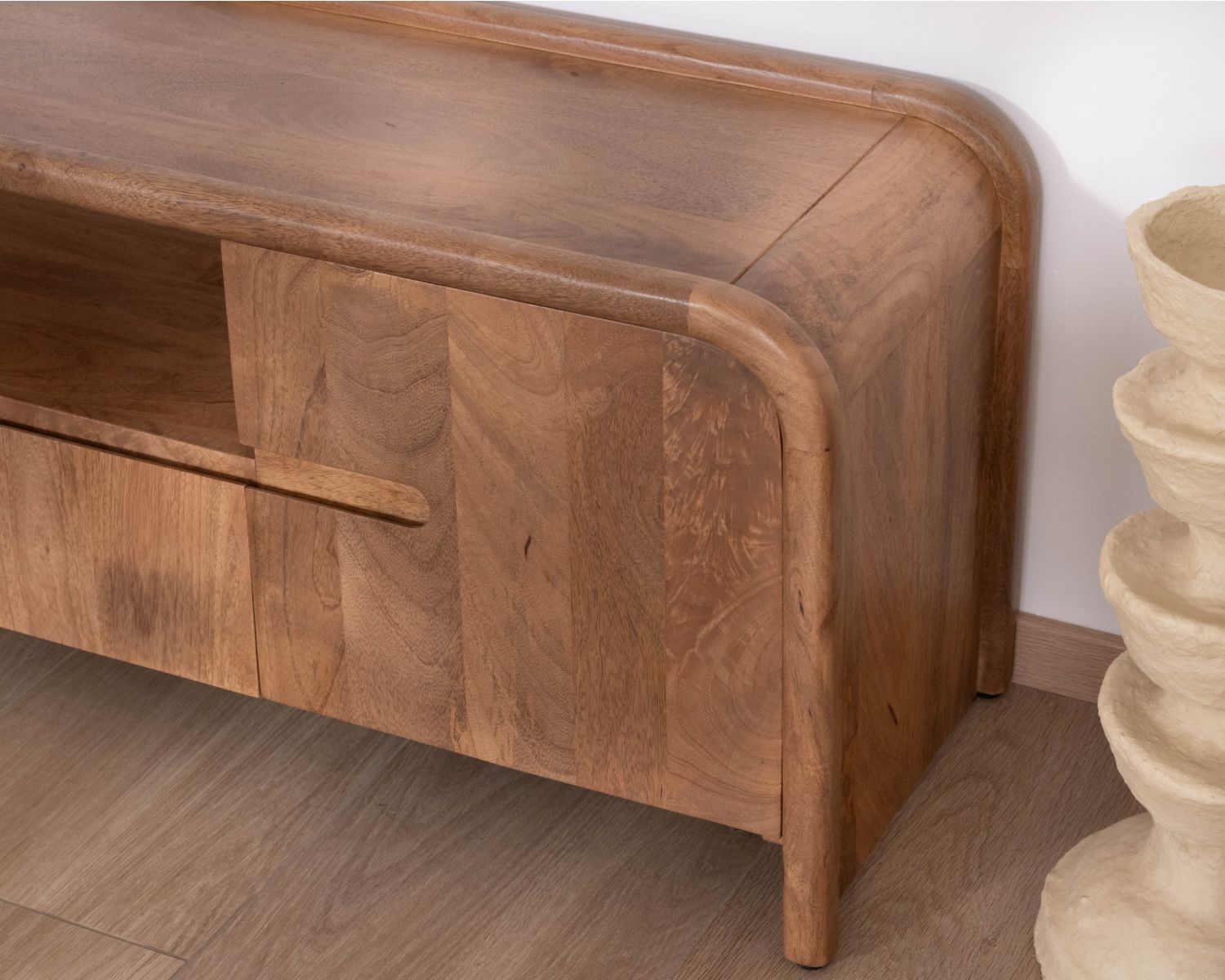 Mobile TV in stile neo-vintage in legno massello di mango "Spelano" 170 cm
