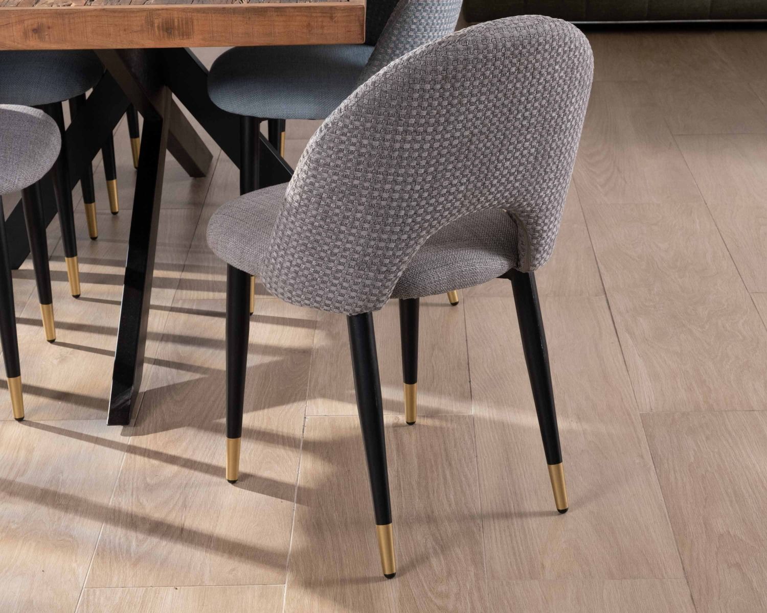 Set di 2 sedie in tessuto grigio "Vermont" con gambe in metallo laccato nero