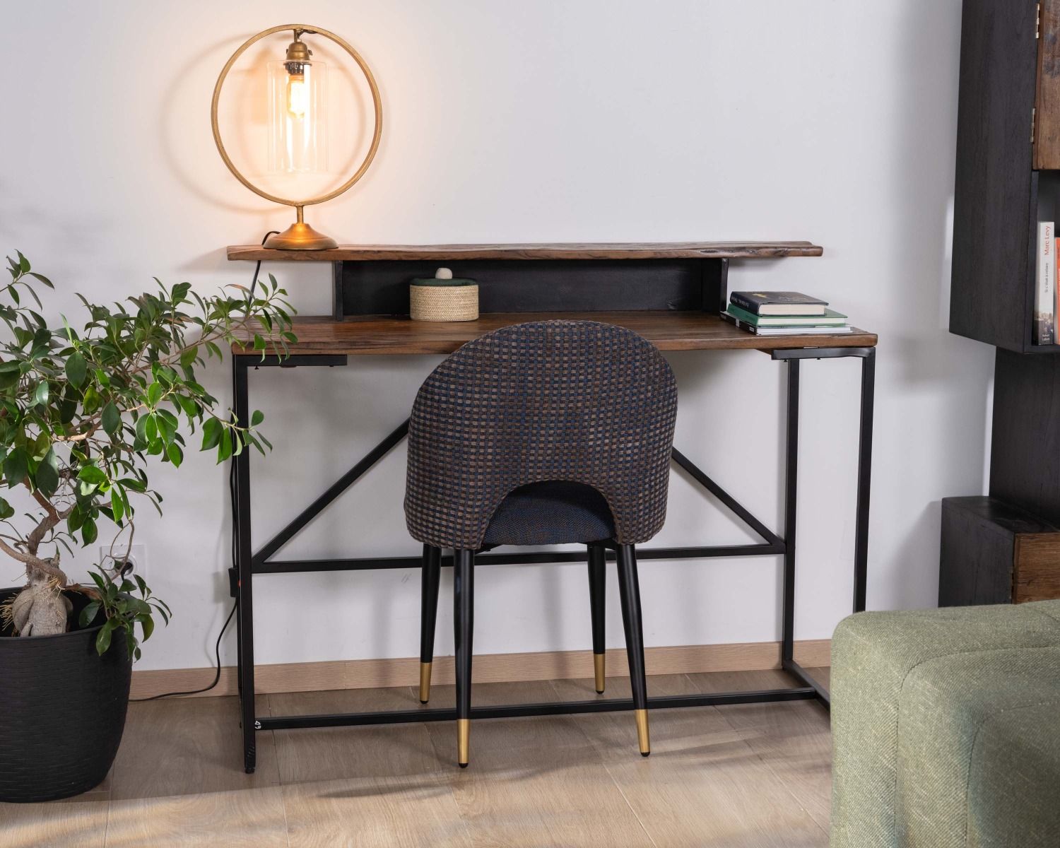 Set di 2 sedie "Vermont" in tessuto blu scuro con gambe in metallo laccato nero