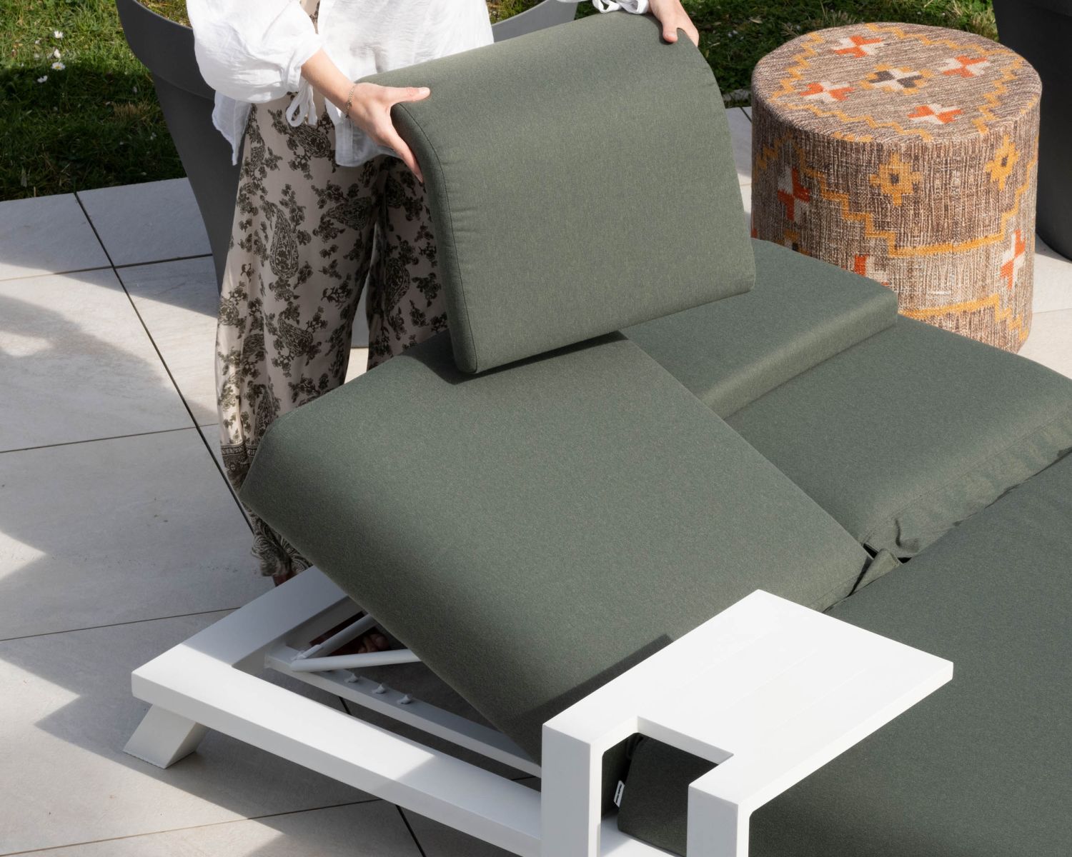 Poggiatesta in tessuto verde kaki per il lettino Nusa Pedina