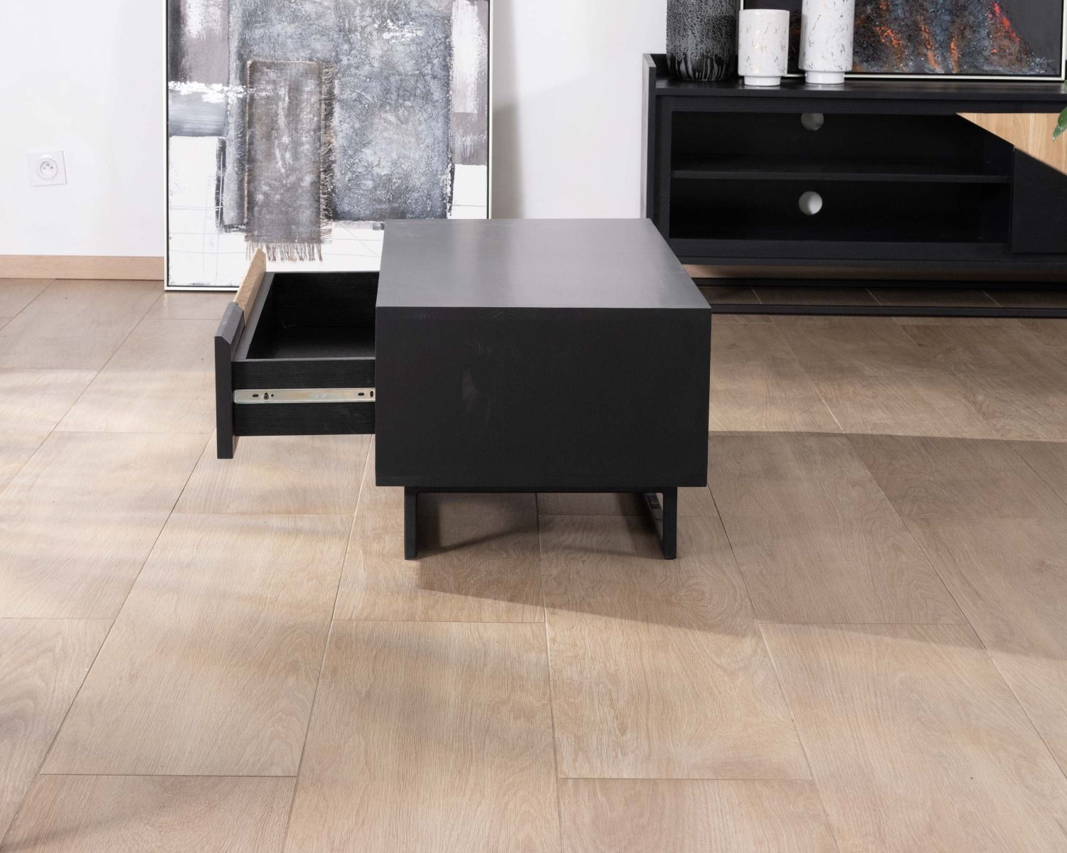 Tavolino in legno massiccio "Trace" bianco e nero