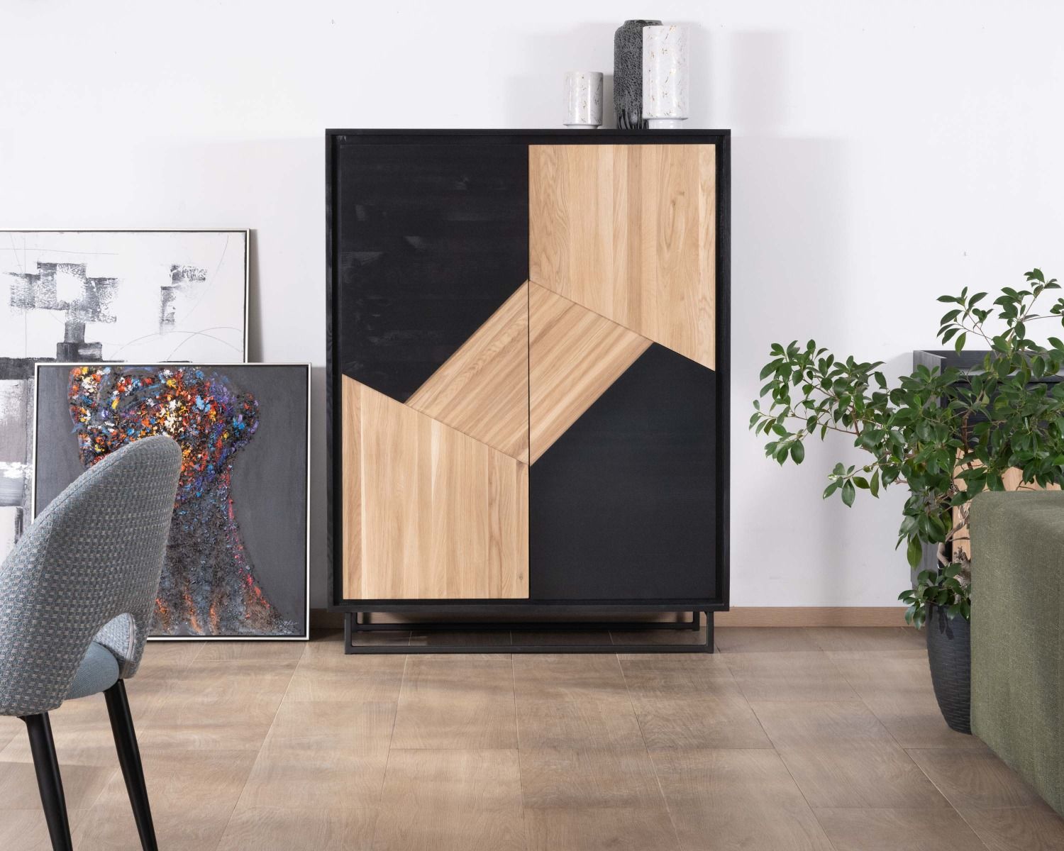 Armadio a 2 ante in legno massiccio "Trace" con finitura nera e olio sbiancato
