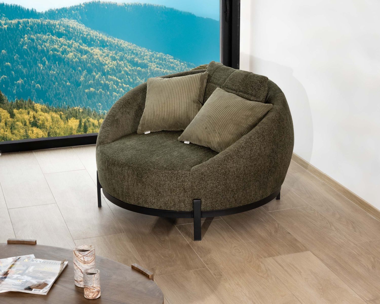 Poltrona rotonda XL ultra-confortevole in tessuto bouclette "Sweet Culture" verde kaki con una gamma di cuscini