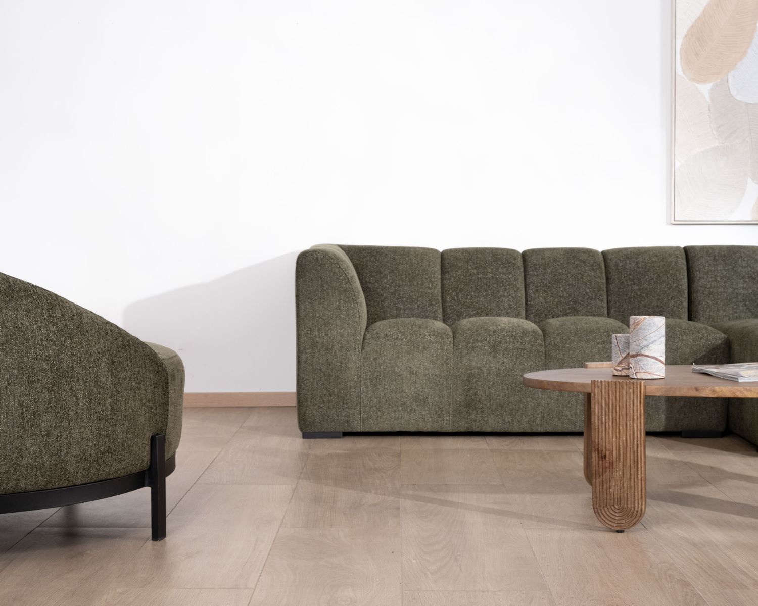 Divano con chaise longue "Enjoy Home" in tessuto bouclette verde