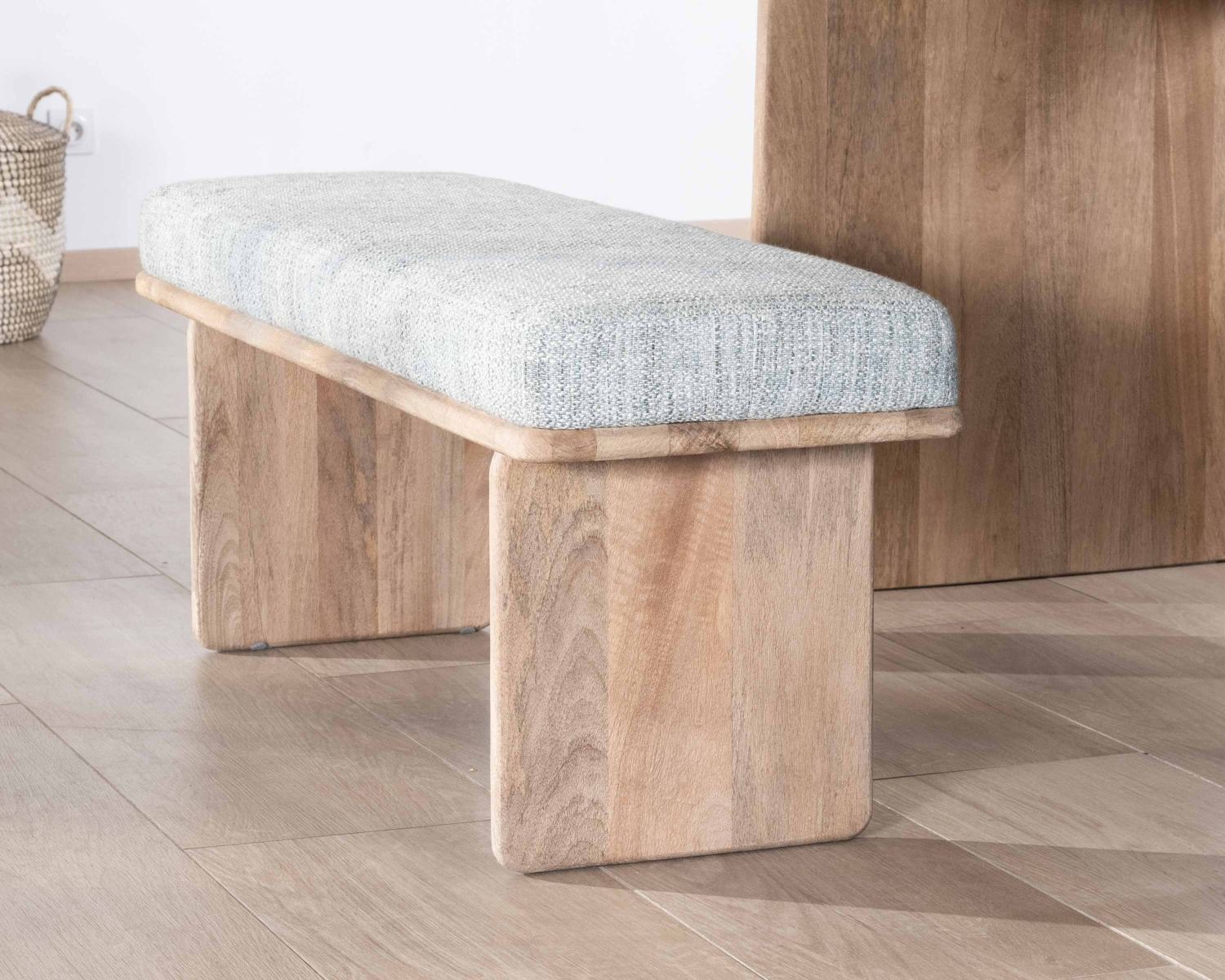Elegante e confortevole panca da 120 cm in legno di mango e seduta imbottita in tessuto grigio screziato "Maestro"