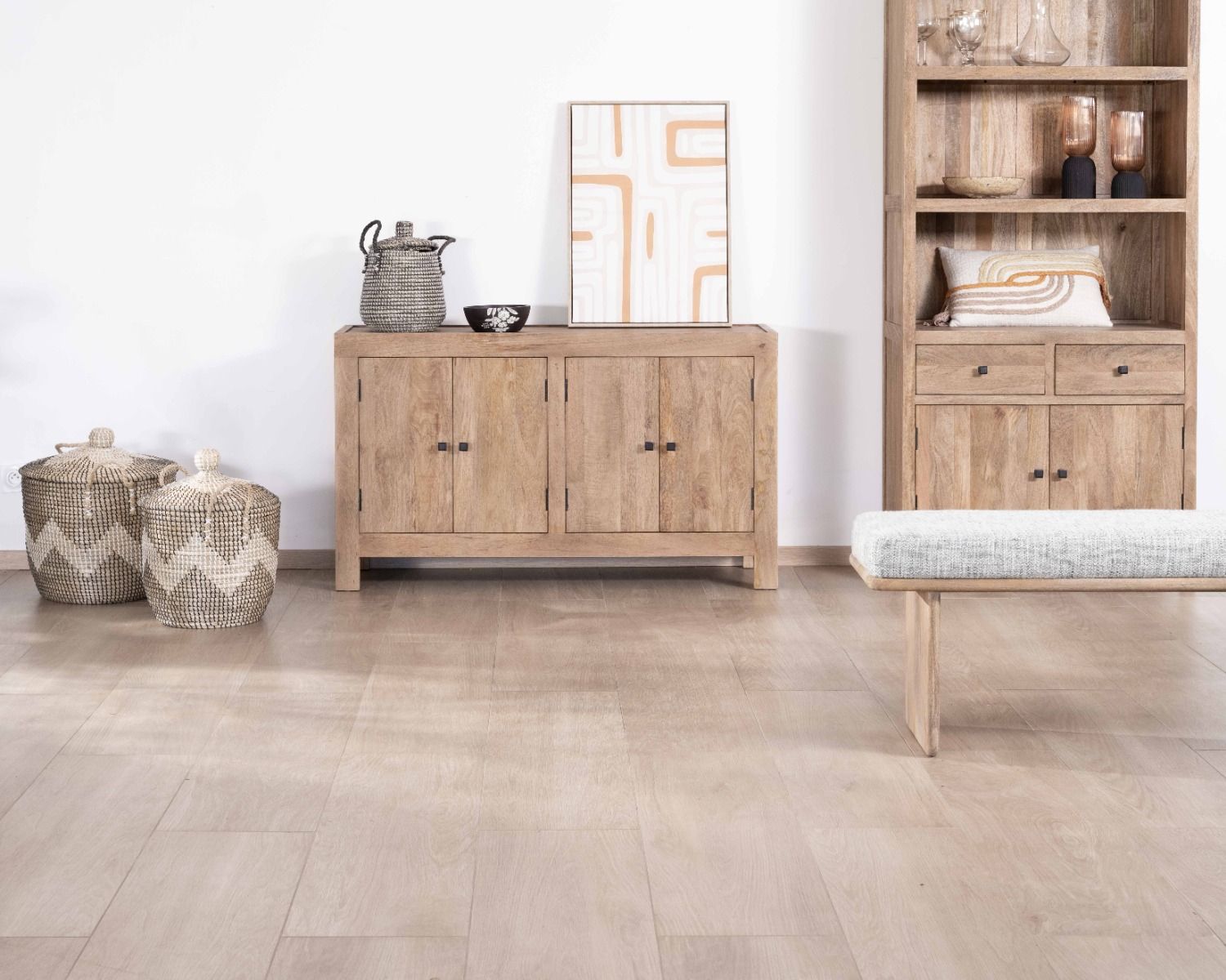 Credenza a 4 ante "Maestro" in legno massiccio di mango 130 cm