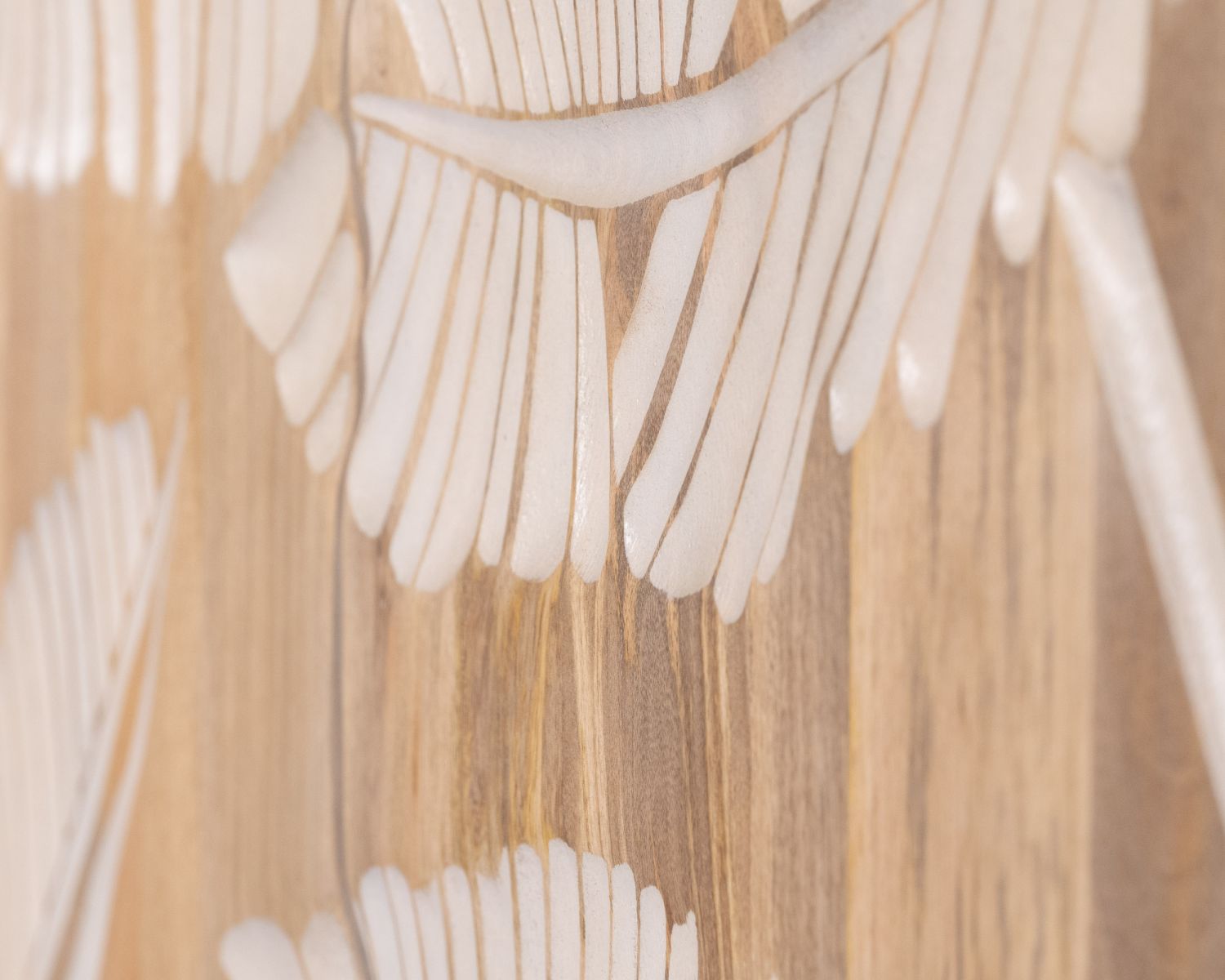 Credenza in legno di mango con decorazione a foglie di palma "Pop Vintage" e gambe in metallo dorato