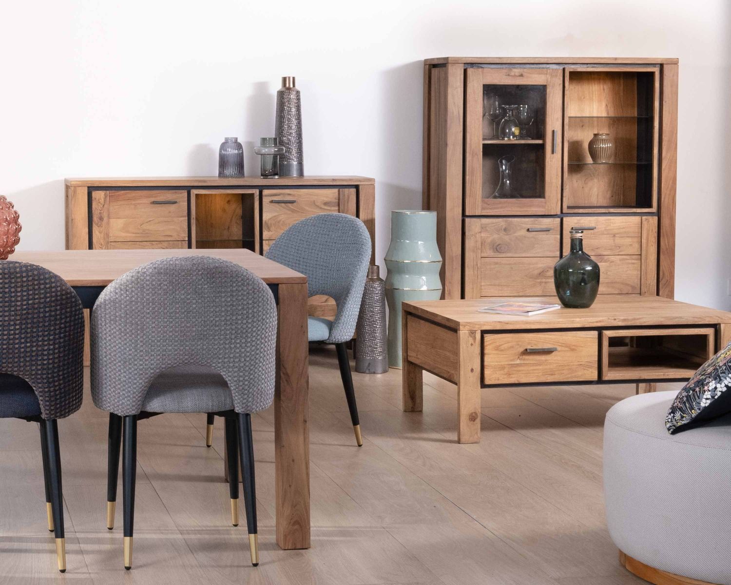 Tavolino rettangolare bifacciale in acacia massiccia da 110 cm "Fantaisie" con cassetti e bordo neri