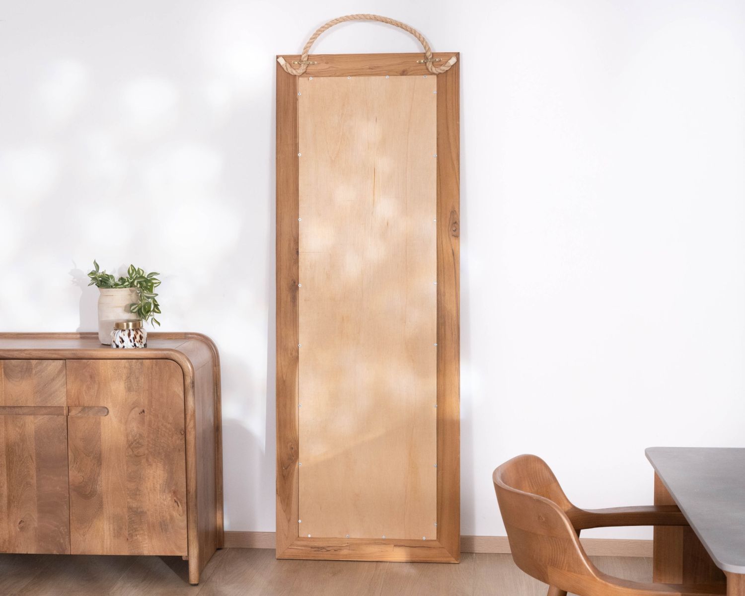 Grande specchio da appoggio da 180 cm in teak "Solira", stile naturale