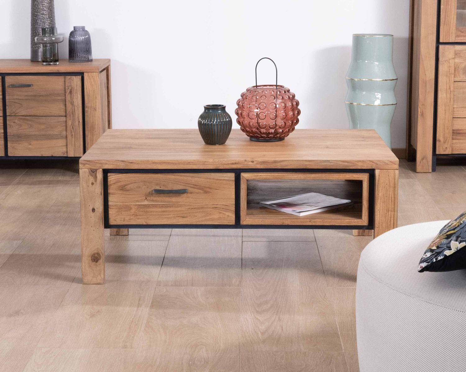 Tavolino rettangolare bifacciale in acacia massiccia da 110 cm "Fantaisie" con cassetti e bordo neri